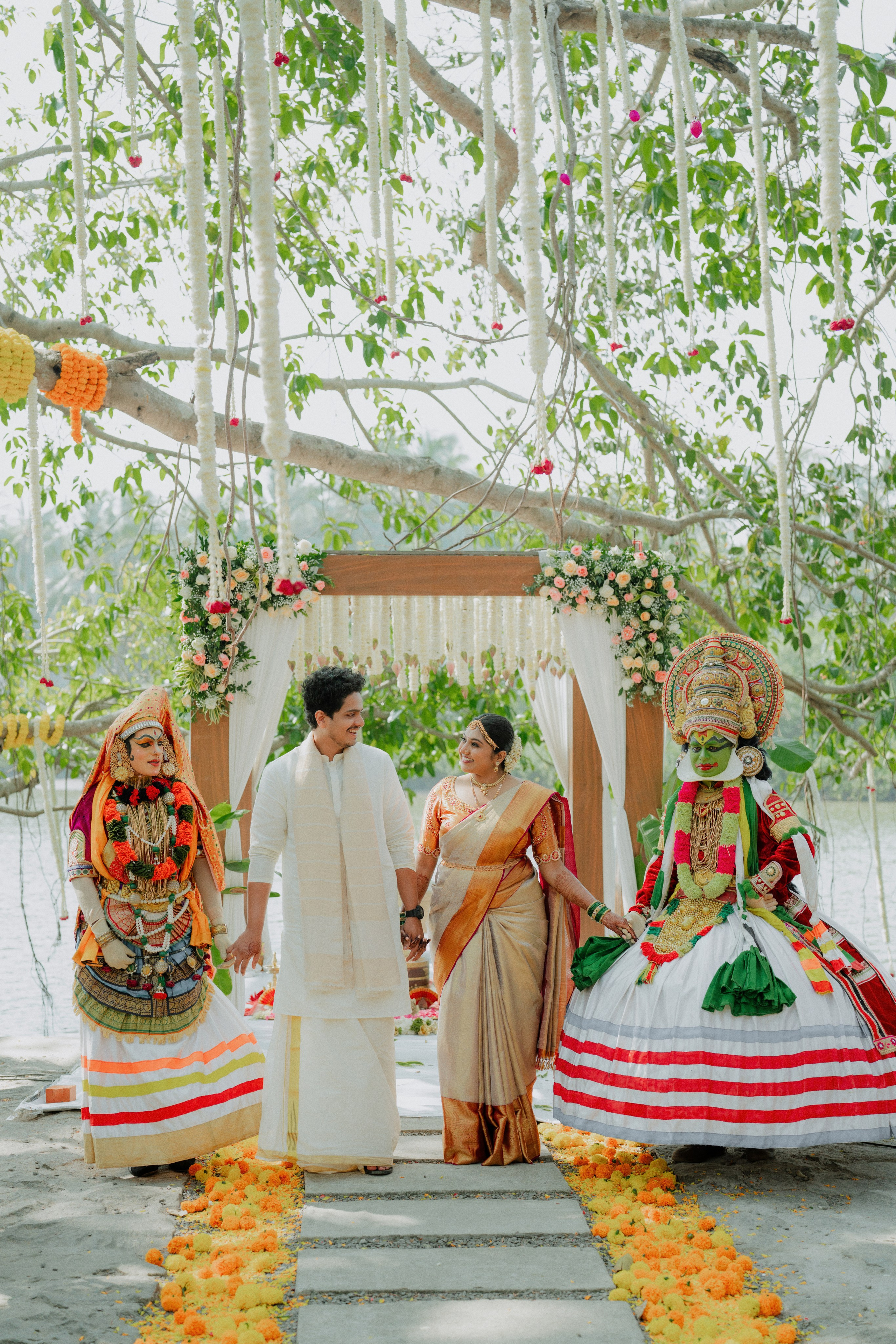 INTIMATE WEDDING. SPOTLIGHTWEDDINGS.IN