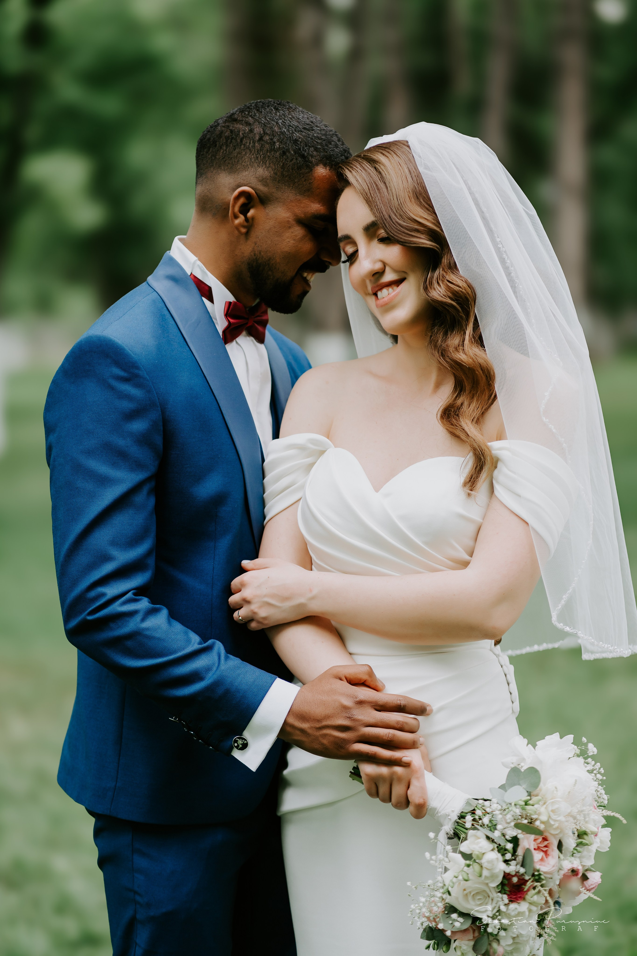 Bianca & Cristiano. Sebastian Purusniuc Fotograf - Iasi