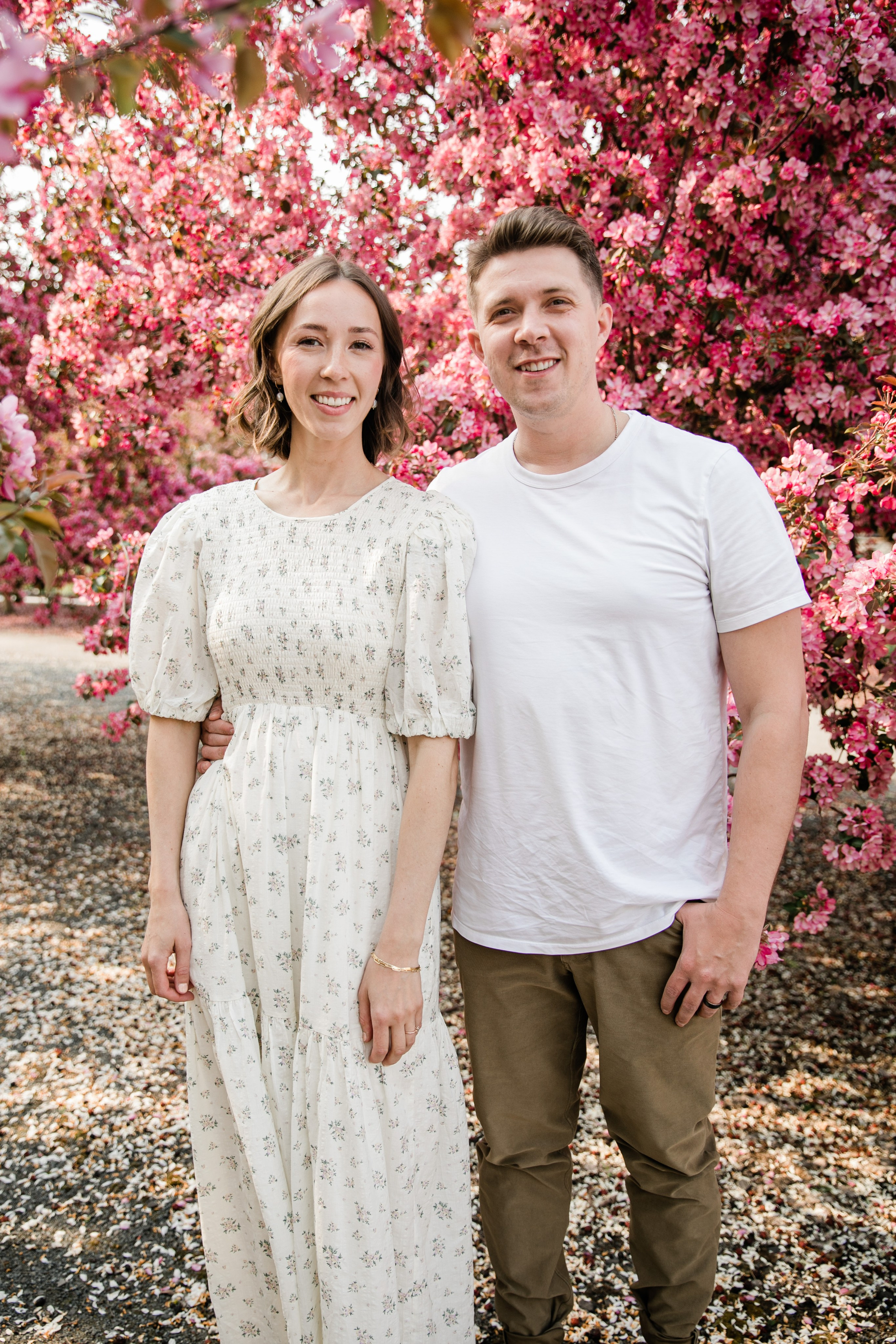 Pitchers Family Photos — Cherry Blossom. Fotografía accesible en Calgary
