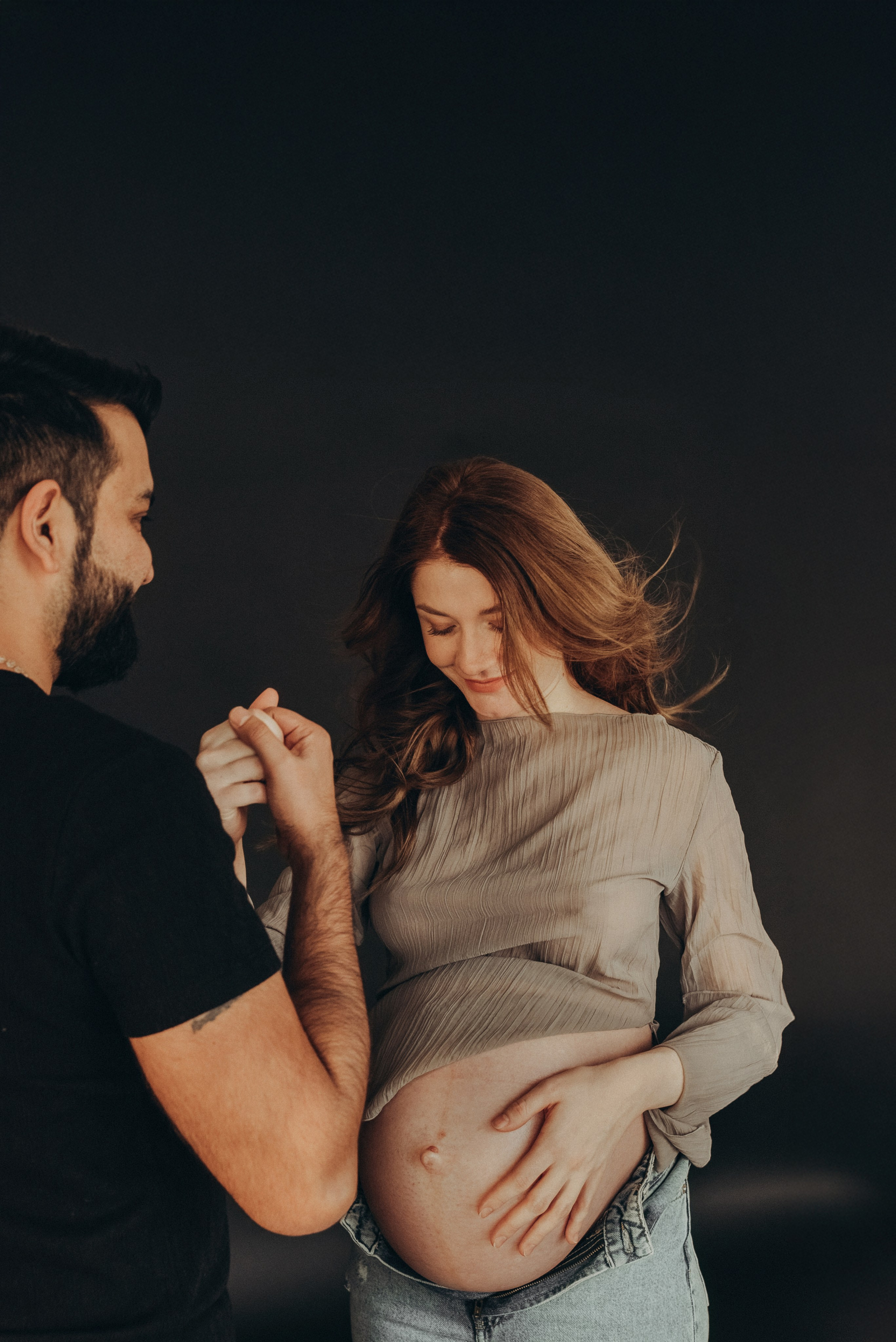 Maternity photography. Aigul Photography — wedding, newborn, and family photographer