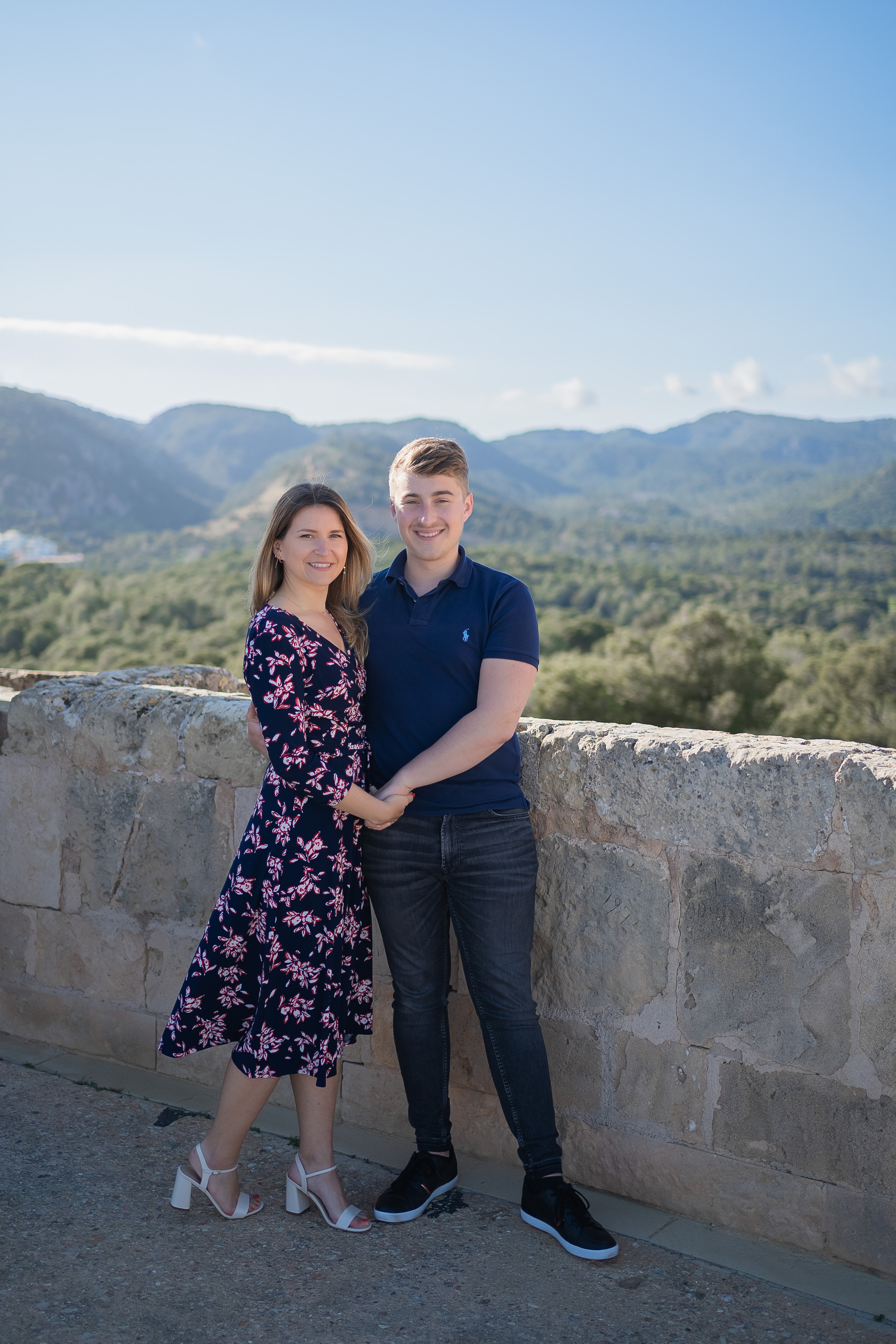 Simone und Florian. Deine Fotografin auf Mallorca für Familien und Business