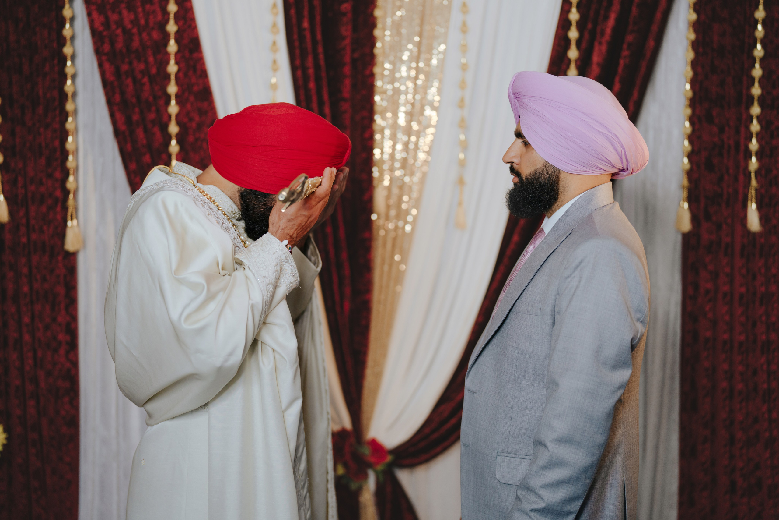 Gagan & Jasmeen. Wedding Photographer & Cinematographer studios