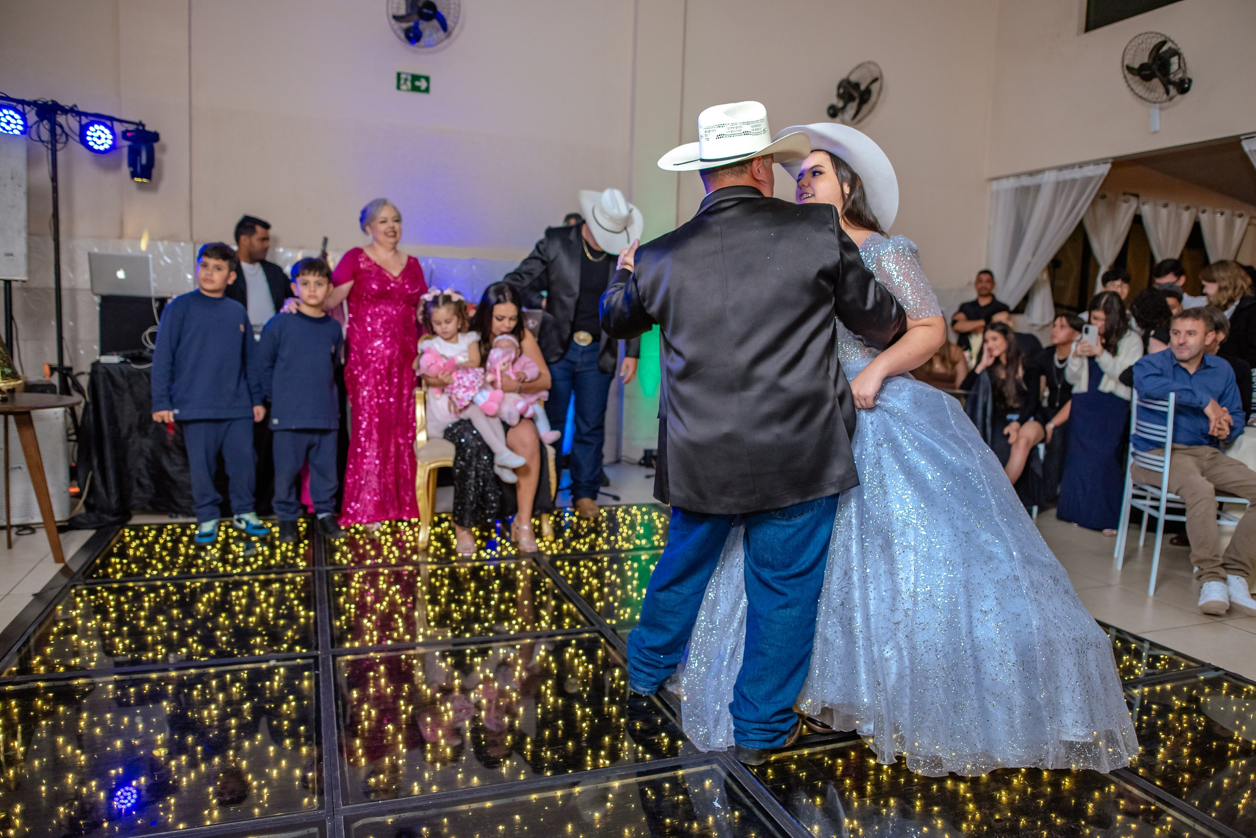 Emanuela. Wedding photographer Ana Koshi