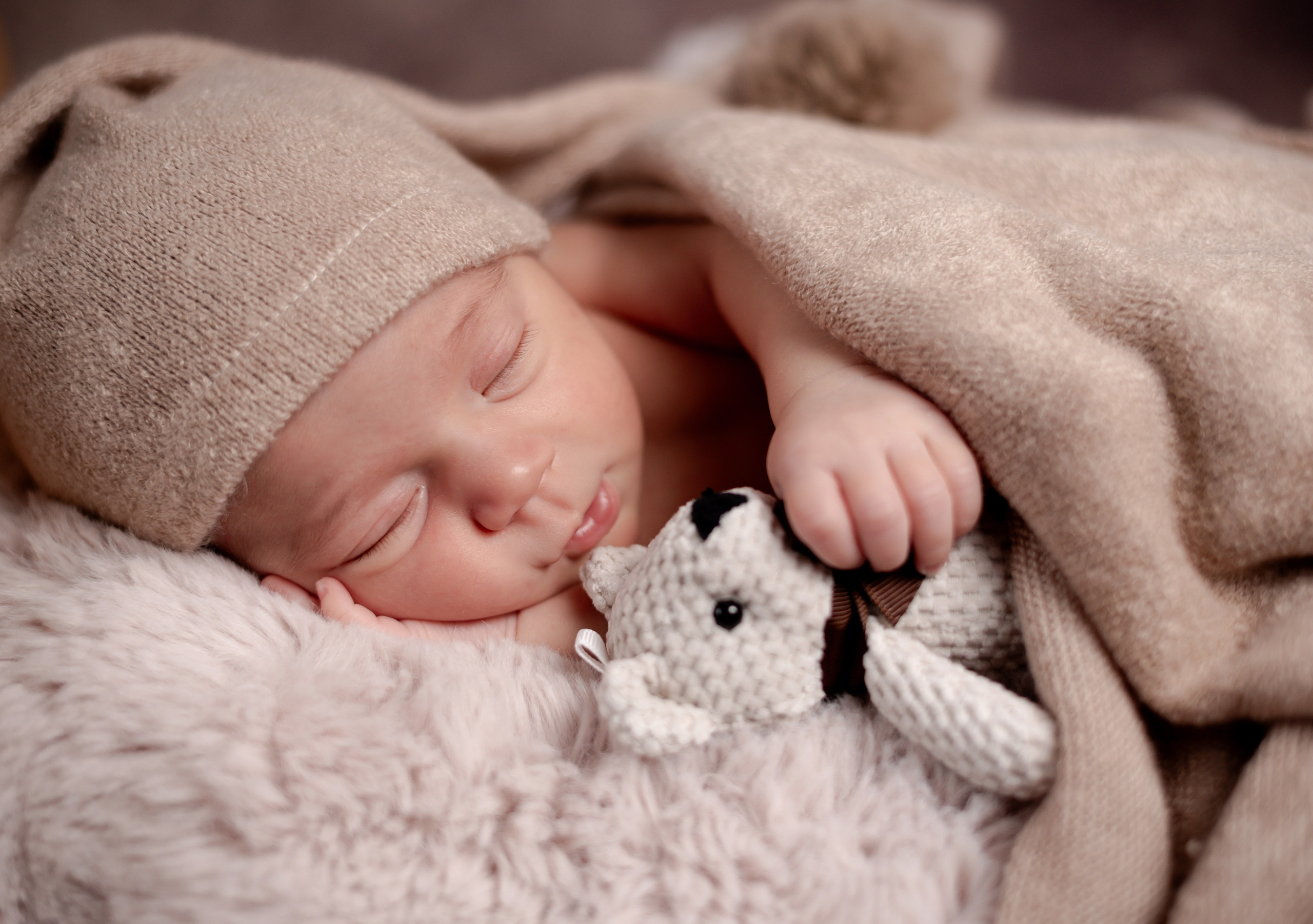 Newborn Photoshoot. Professional Photograher, Antwerpen/Belgium
