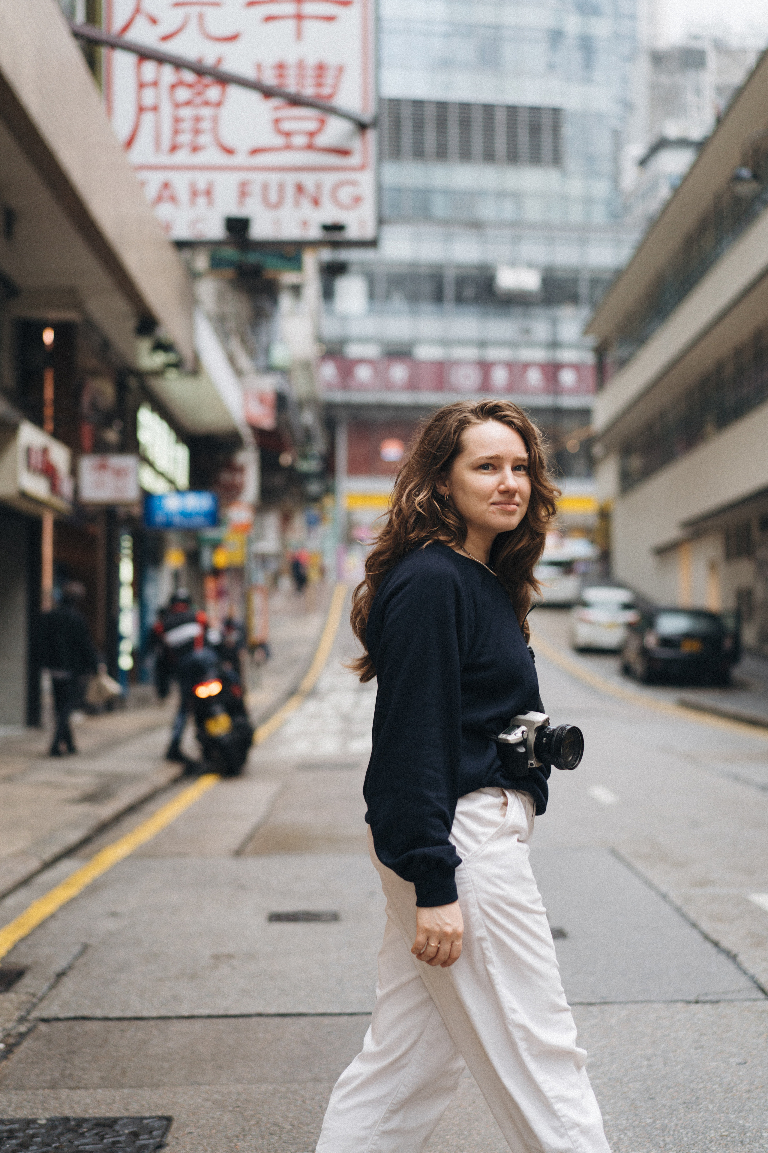 Busy Central District with Anna. Evgeniia Pavlova Photography