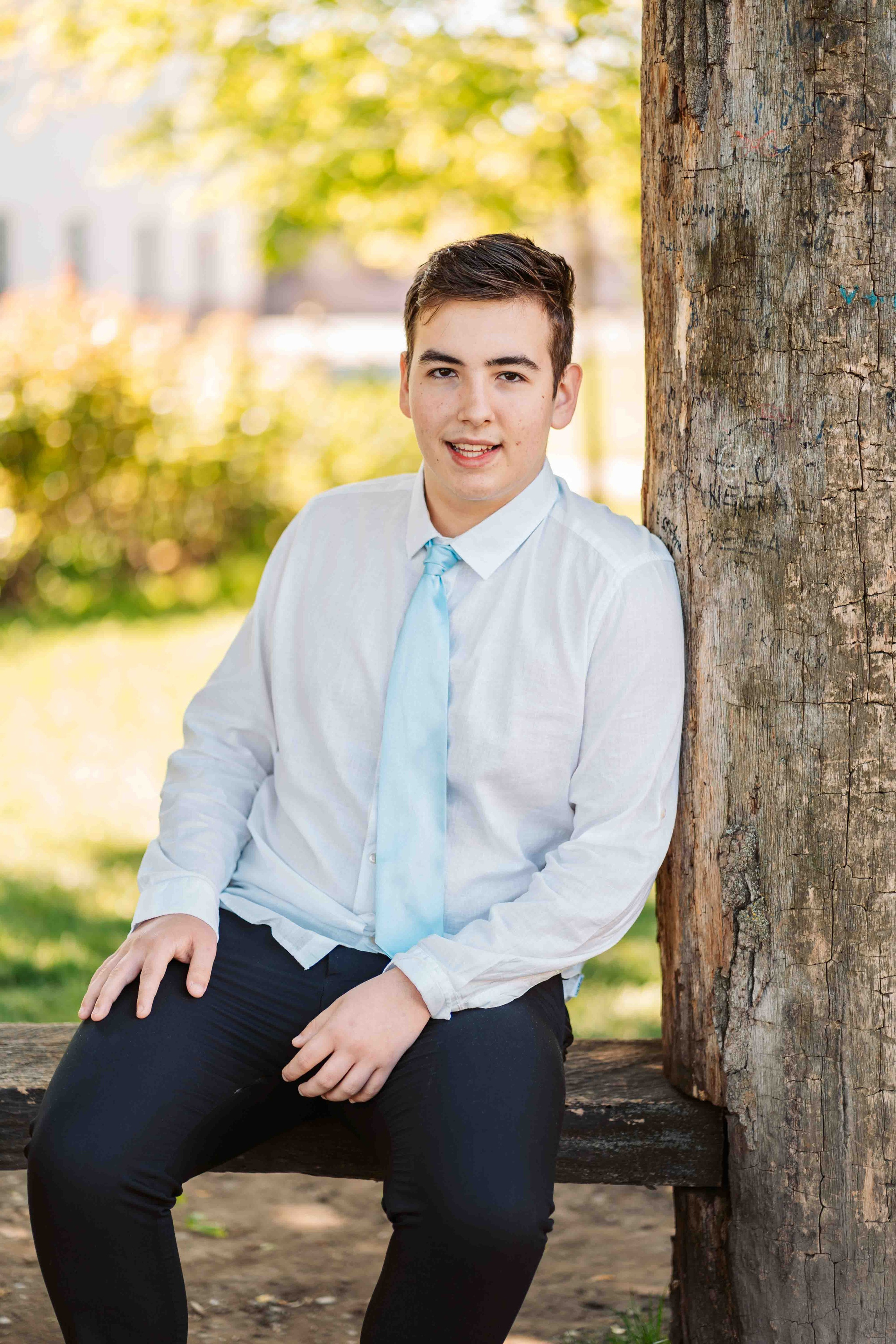 8A - Petru Maior. Contrast Studio