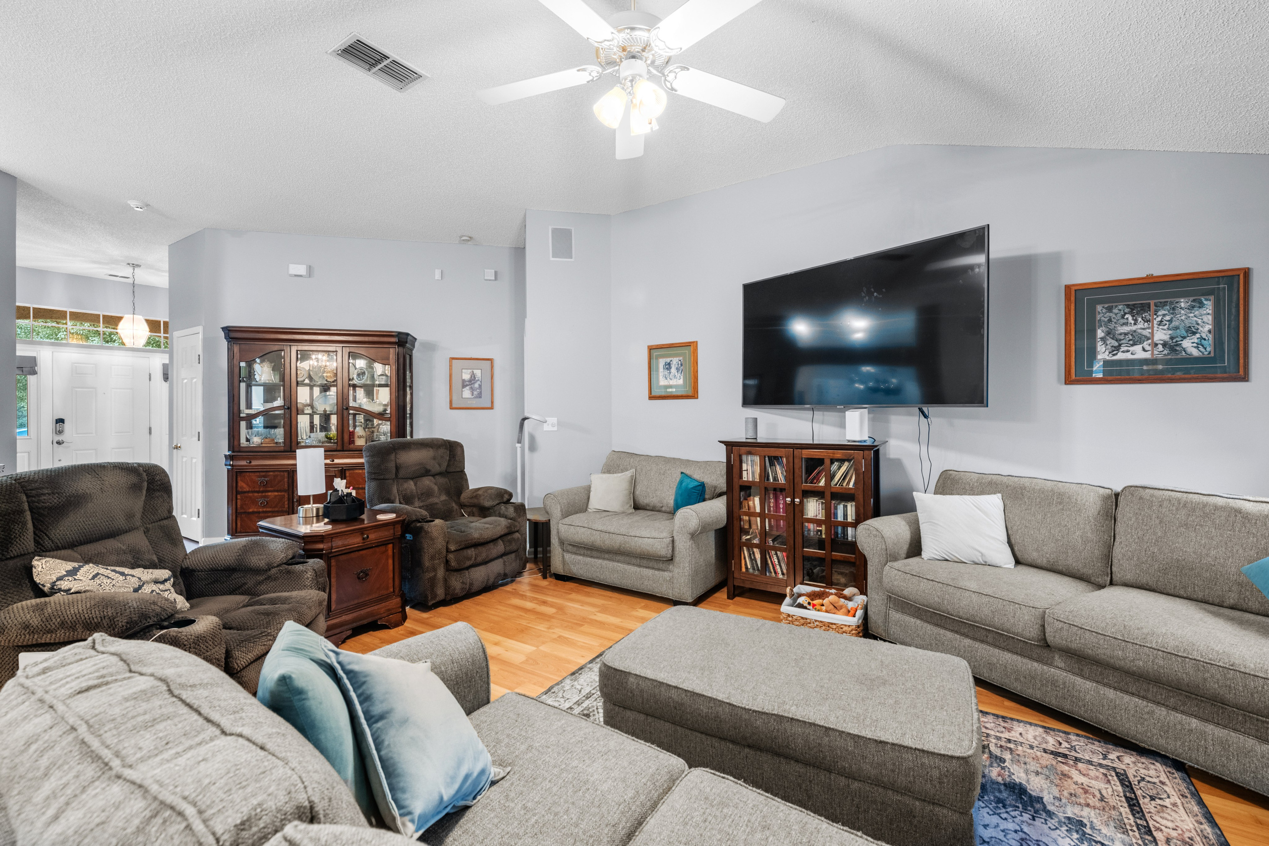 Eagles View Ln, Jacksonville, FL 32 277