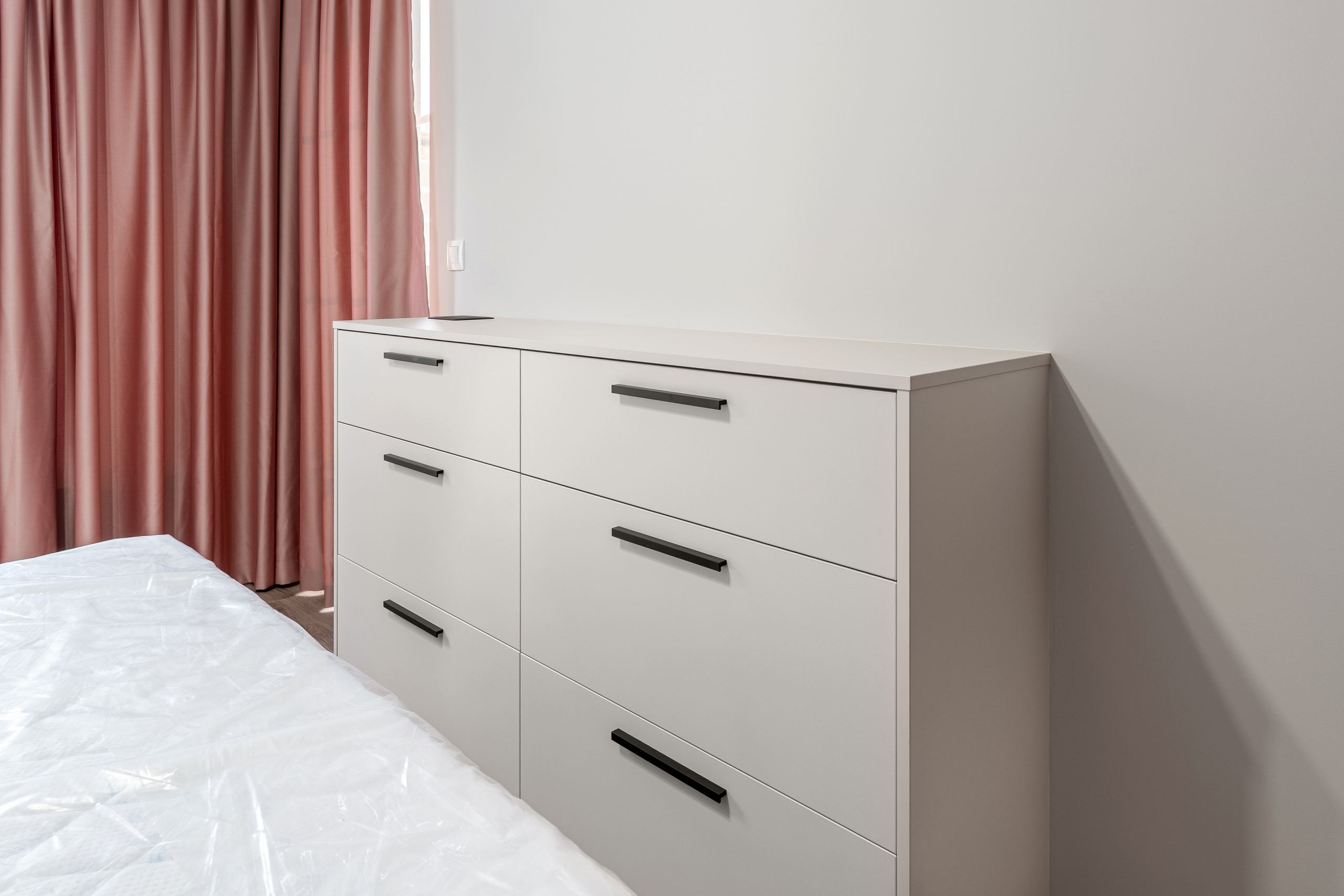 Поръчково обзавеждане на апартамент. Професионален фотограф в Пловдив и областта