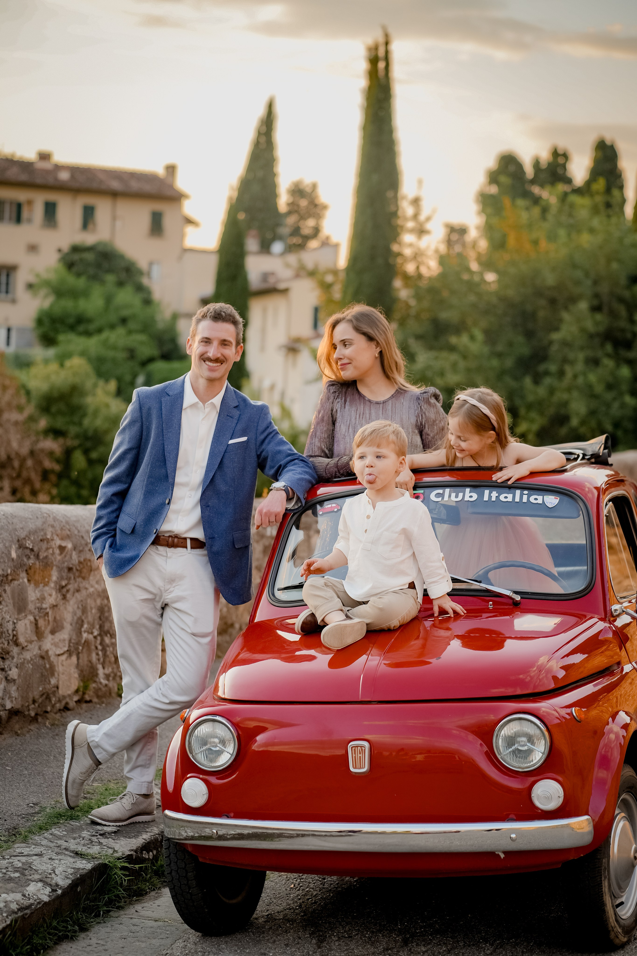 Jessica & Family. Wedding Photographer in Italy
