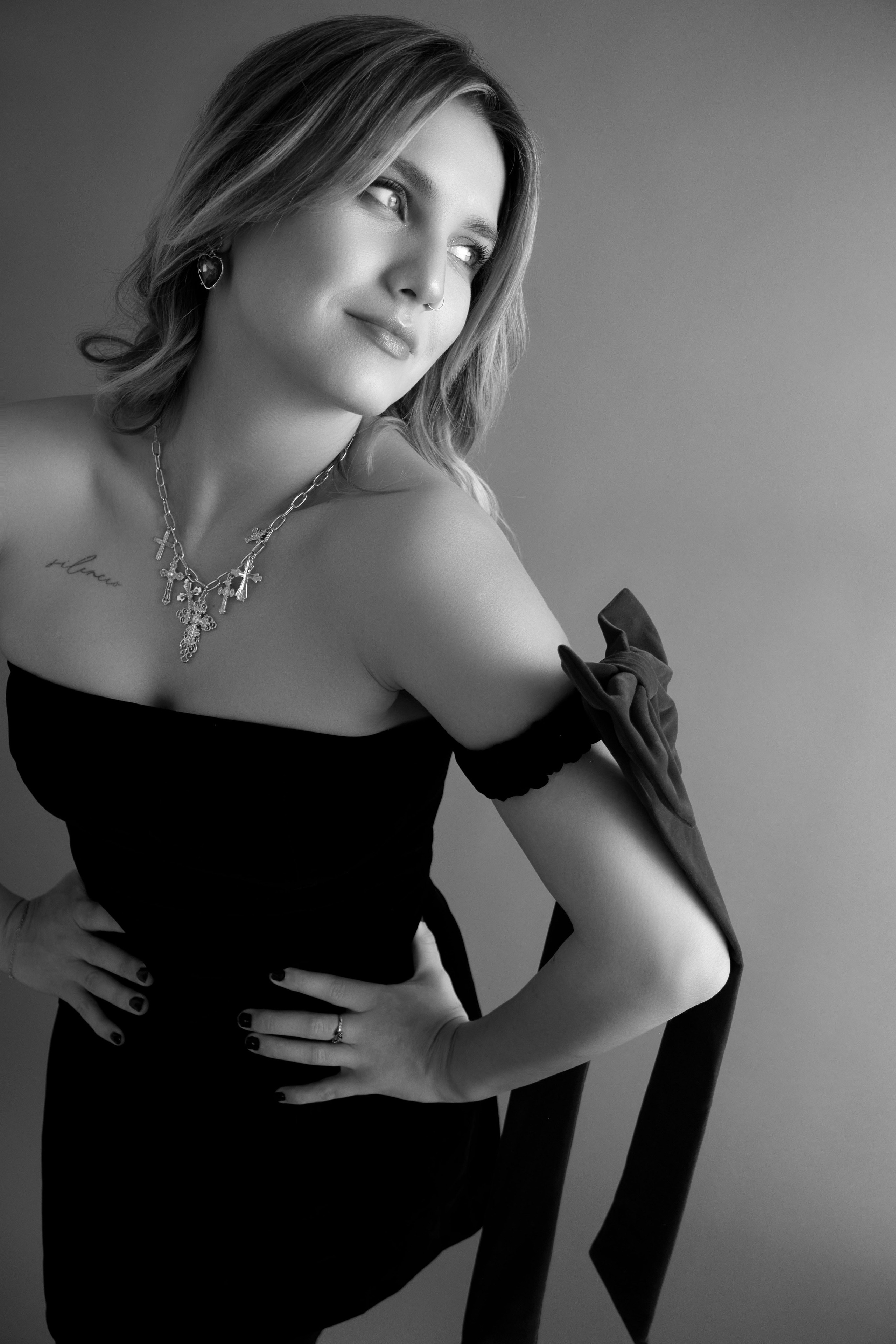 Your New Girlfriend | Valery. Shtatolkina Studio | Private Photo studio in South Jordan. Portrait, Maternity & Headshot Photography in South Jordan, Utah