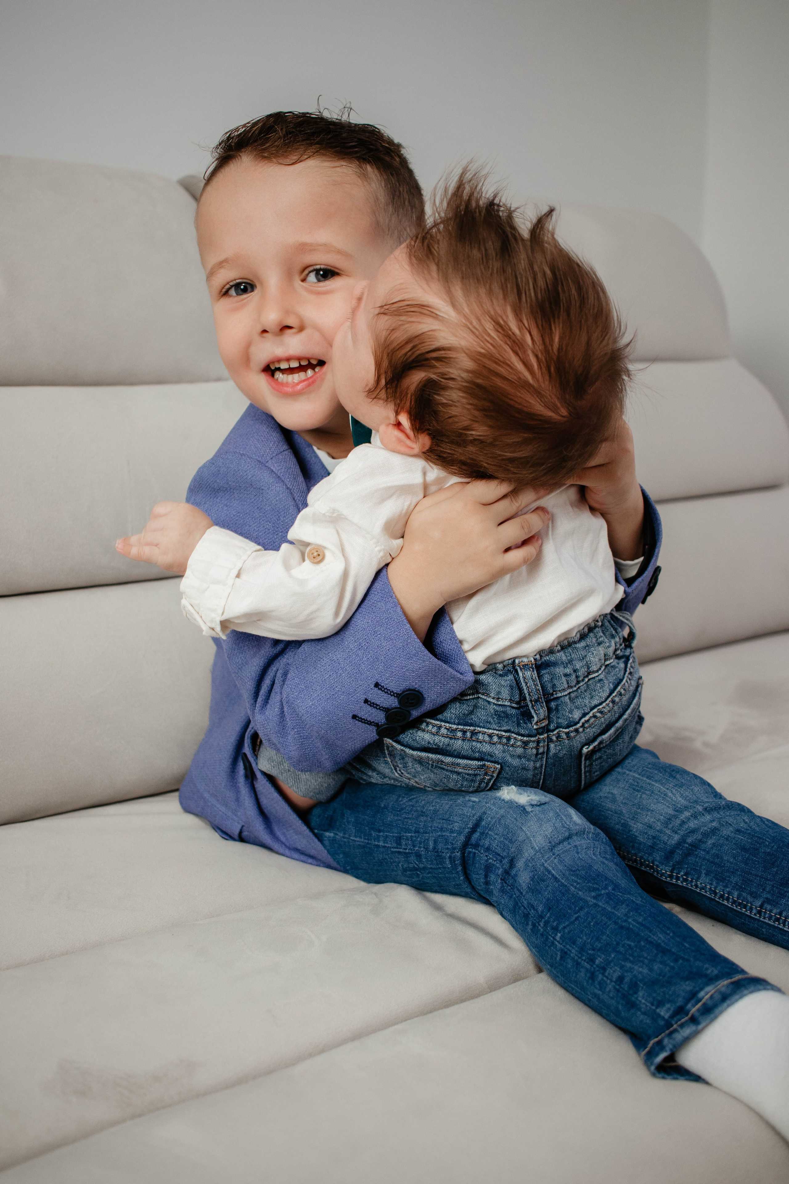 Damian. Fotograf si videograf — evenimente si studio