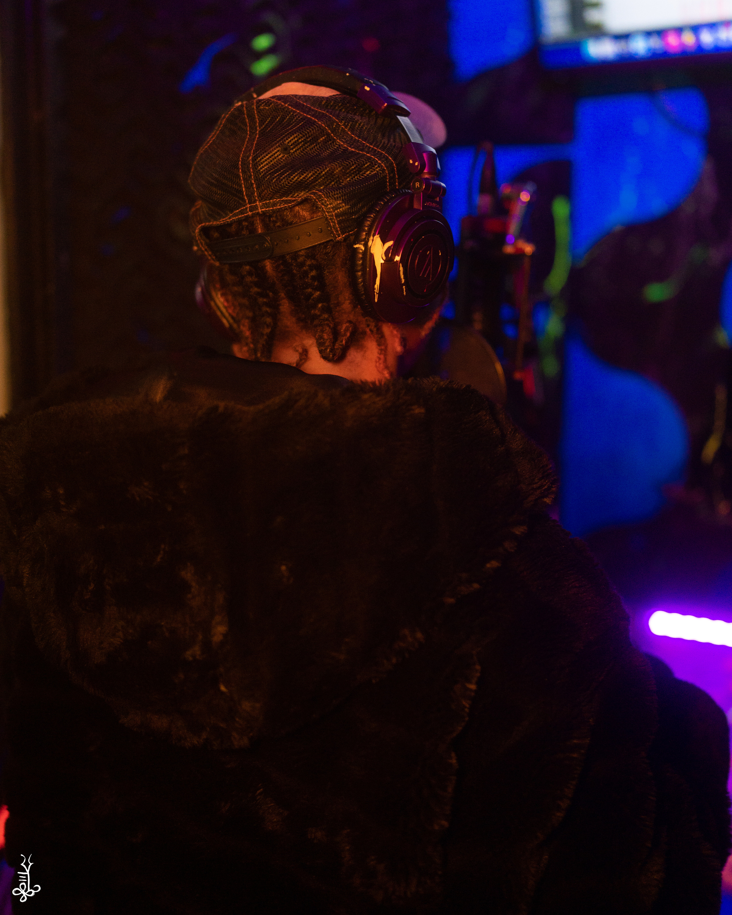 JETTY SANTIAGO. Ke’Ondris