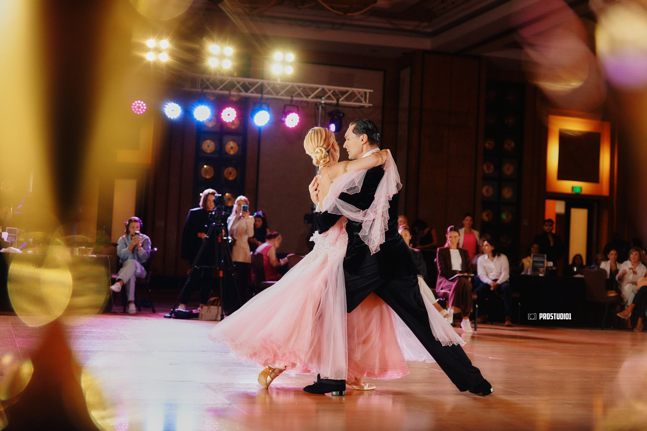Dance Video and Photo. Estudio de podcast, foto y video cerca de Miami | ProStudio1