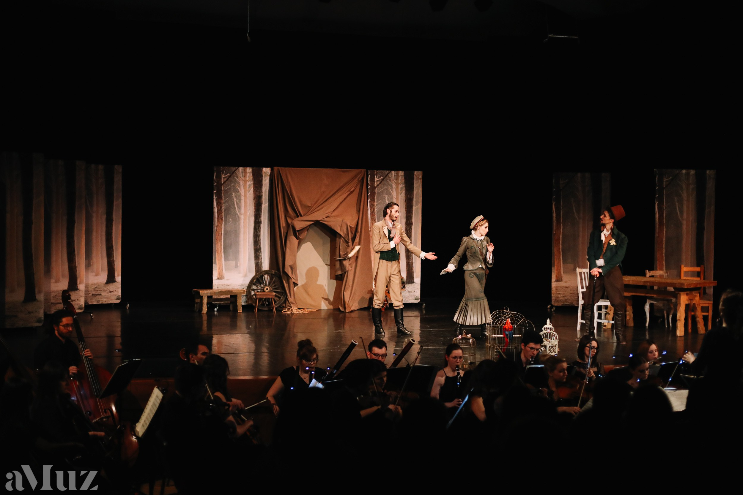 Opera Łąkowa. Fotograf Ślubny Warszawa - Sesje Biznesowe Rodzinne Eventy