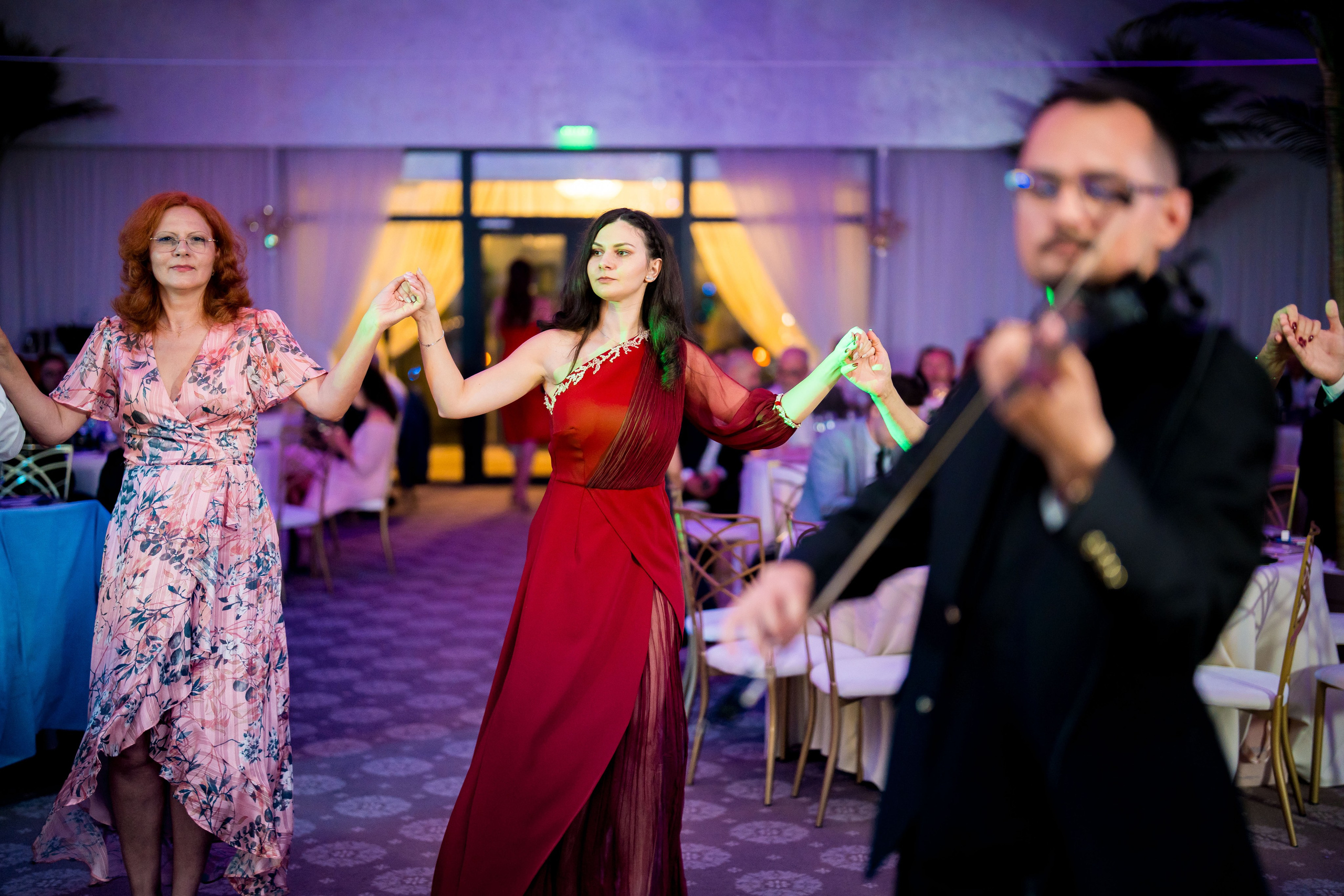 PARTY. Gabriel Florea — Fotograf nuntă București