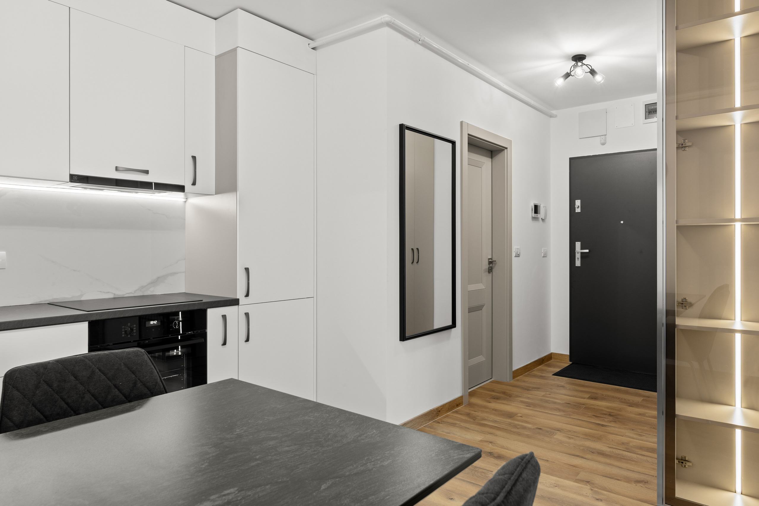 INTERIOR - REALESTATE. Samuel Ciobanu