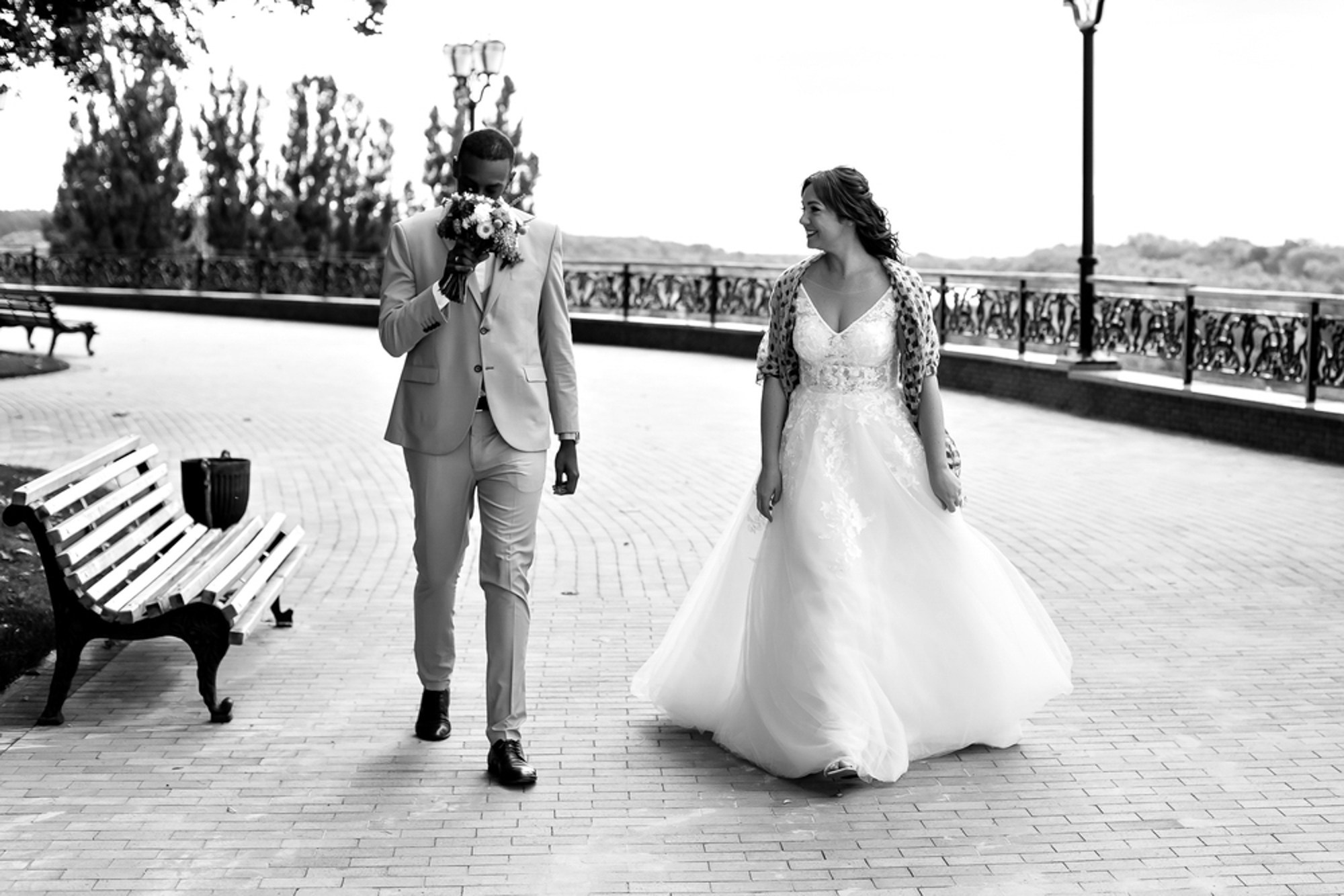 Весільна прогулочна фотосесія. Photokostin.com