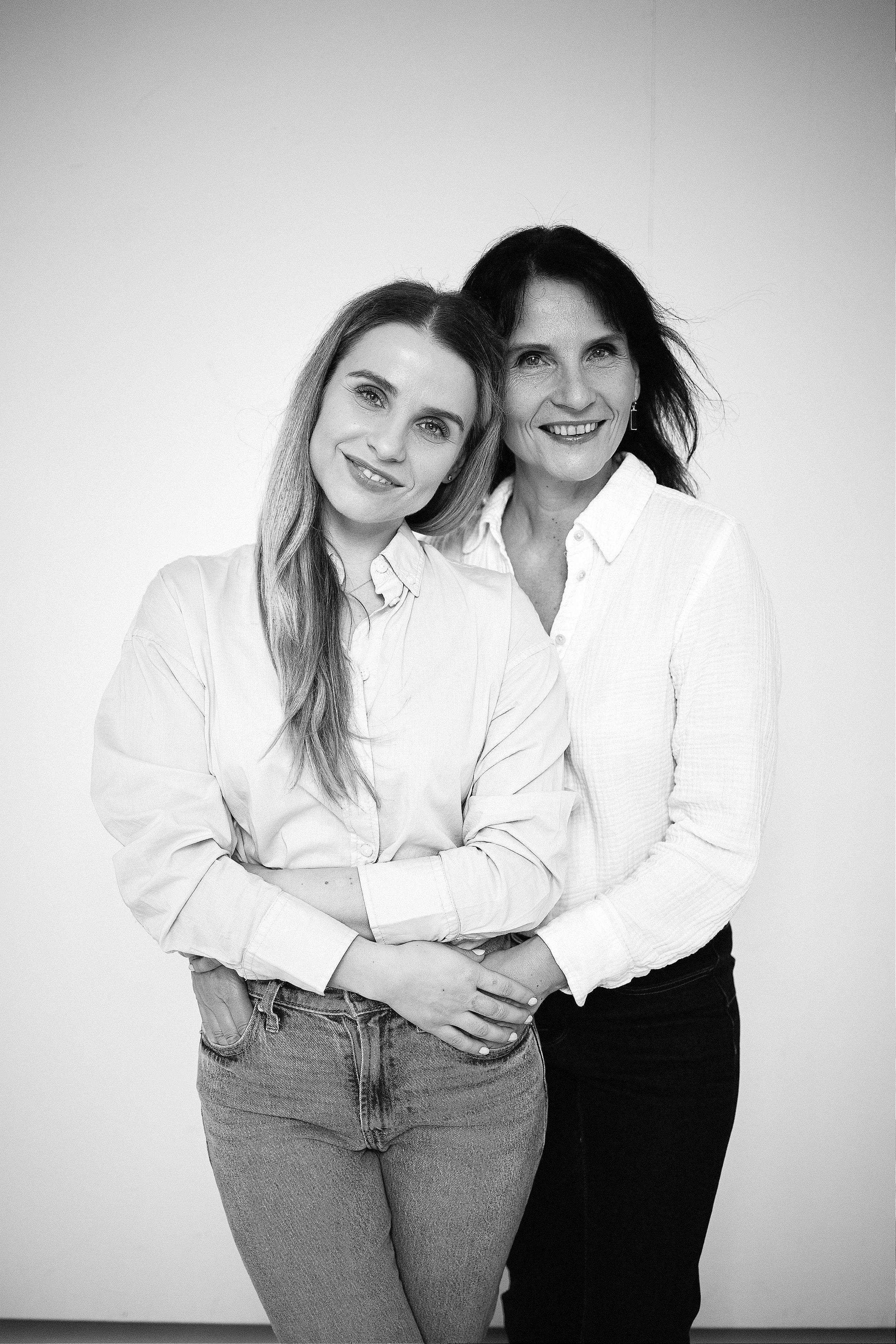 K. Rawnoir- Portrait photography by Daria Paliy.Timeless black&white portraits of women in NYC area