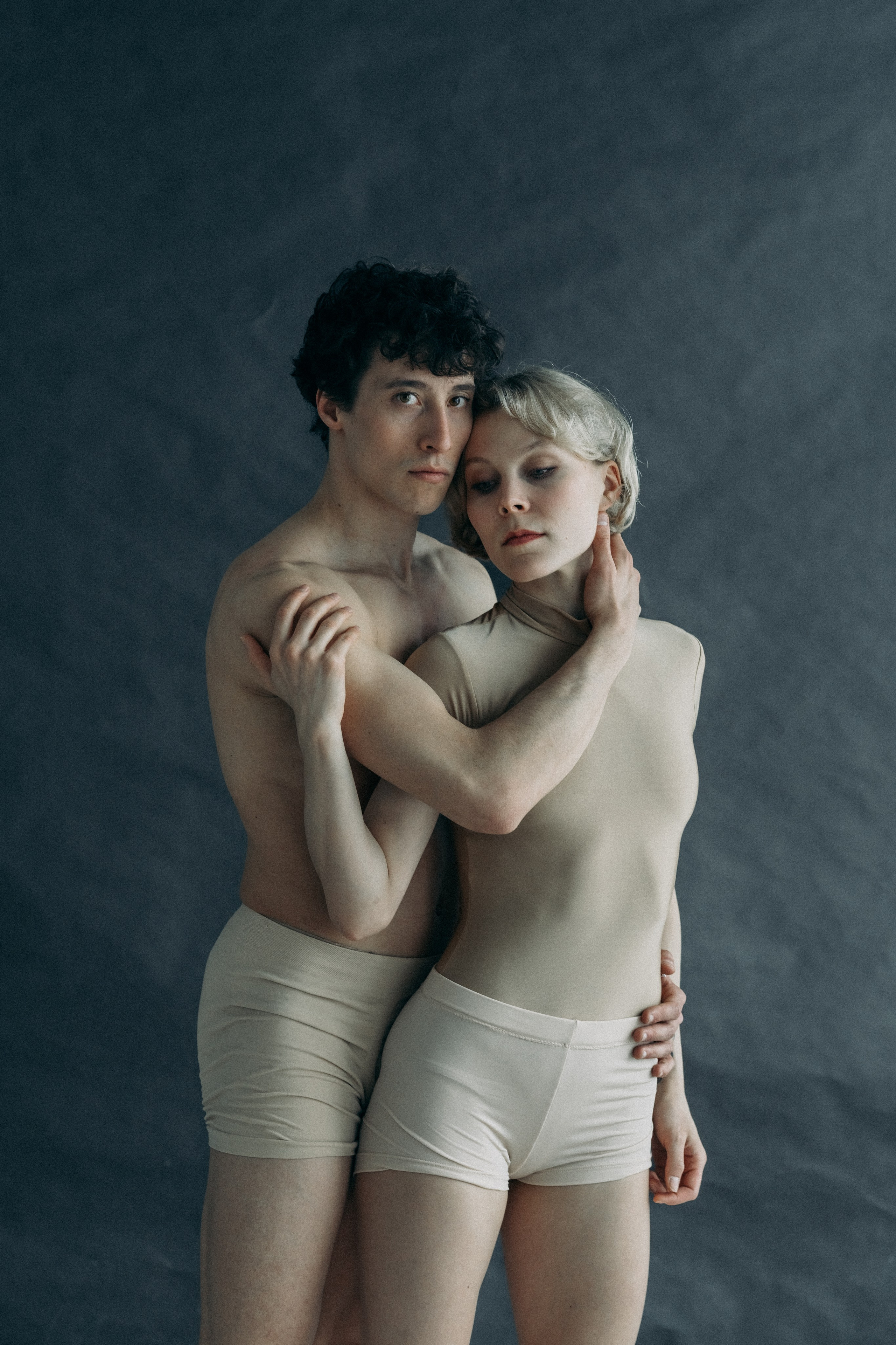 DANCERS. Victoria Olonen – Cinematic Portrait Artist | Helsinki & Europe