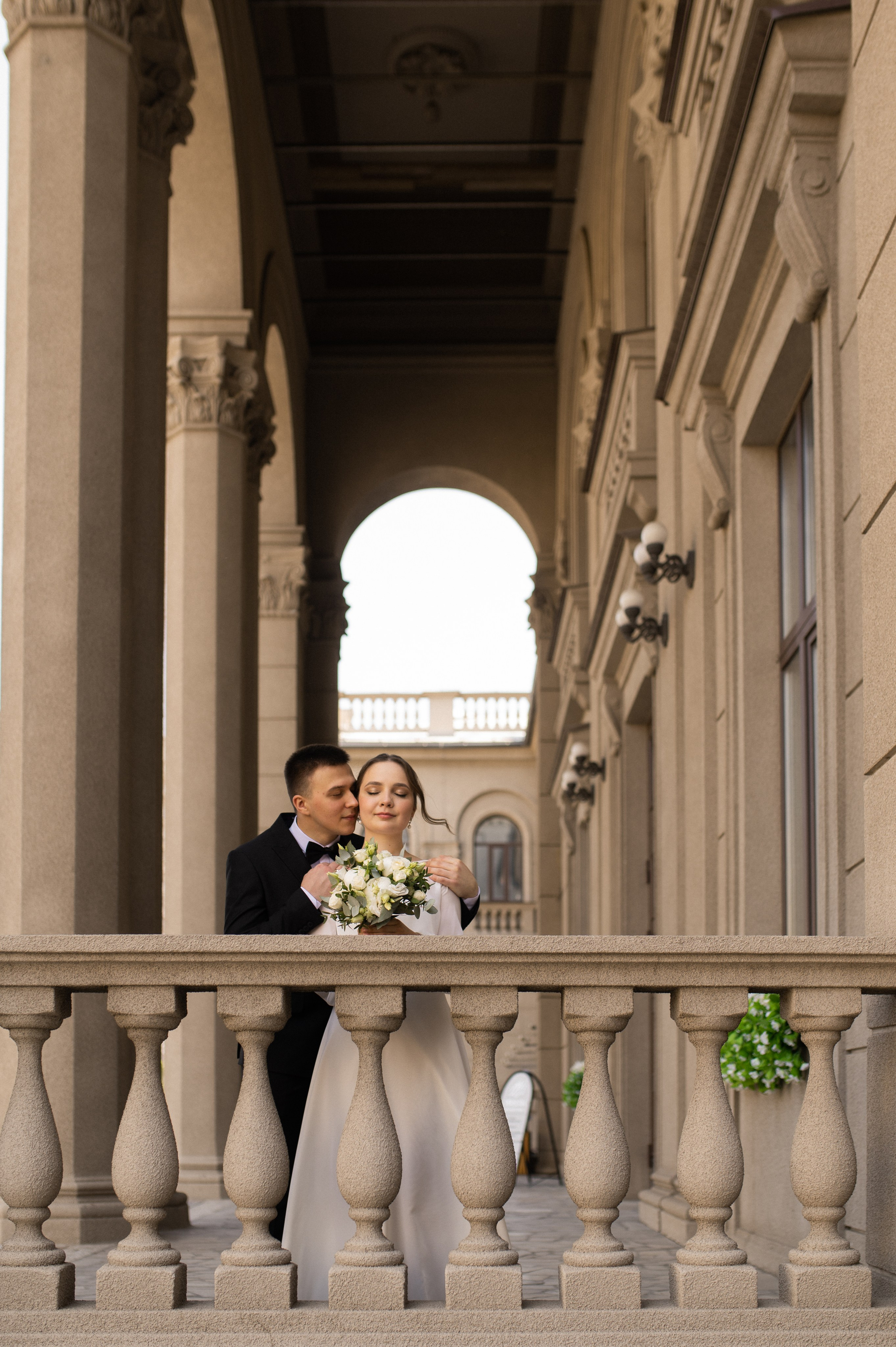 Smile. Wedding and commercial photographer