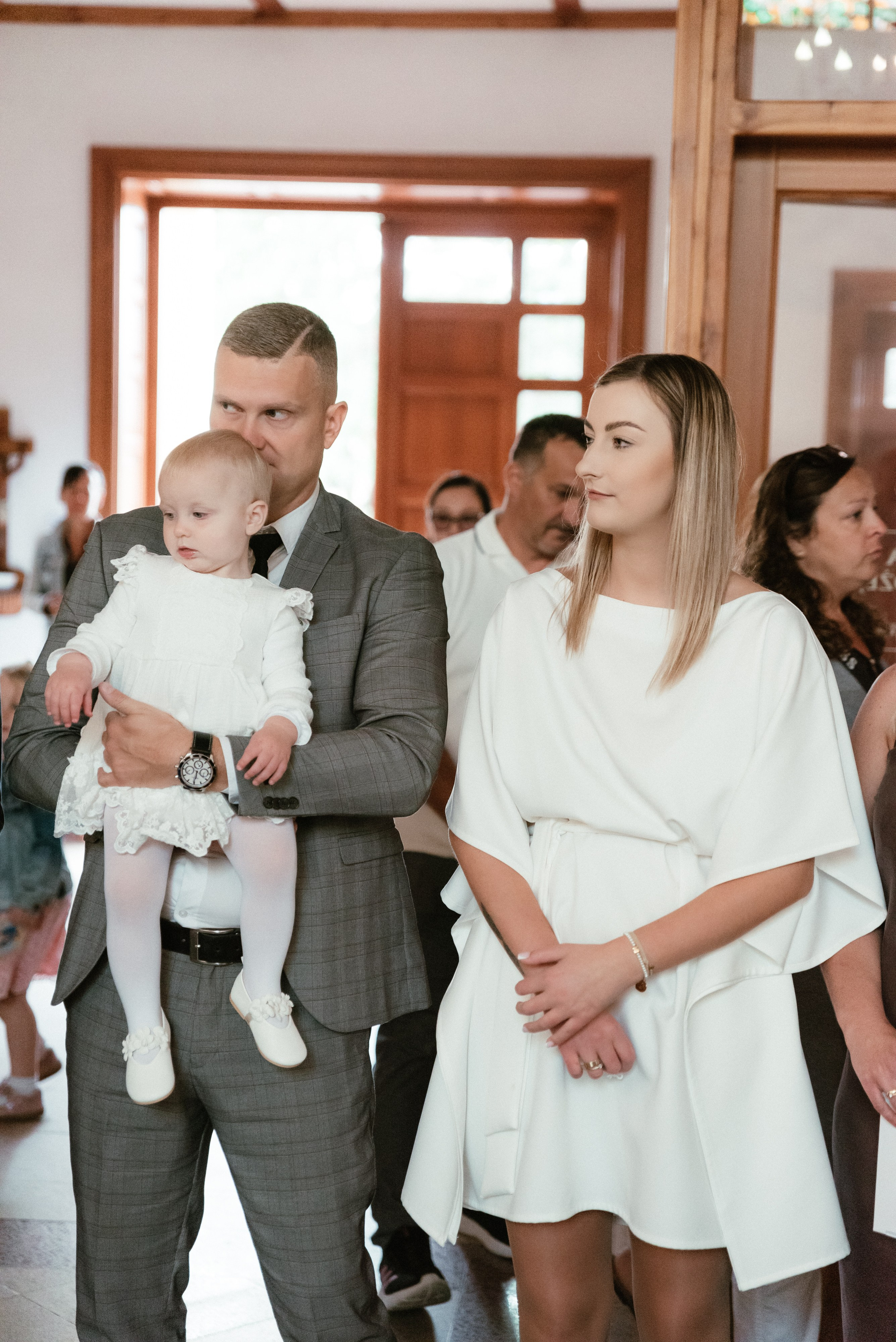 Chrzest Pola. Eugene Save – Fotograf Ślubny i Rodzinny | Warszawa i Cała Polska