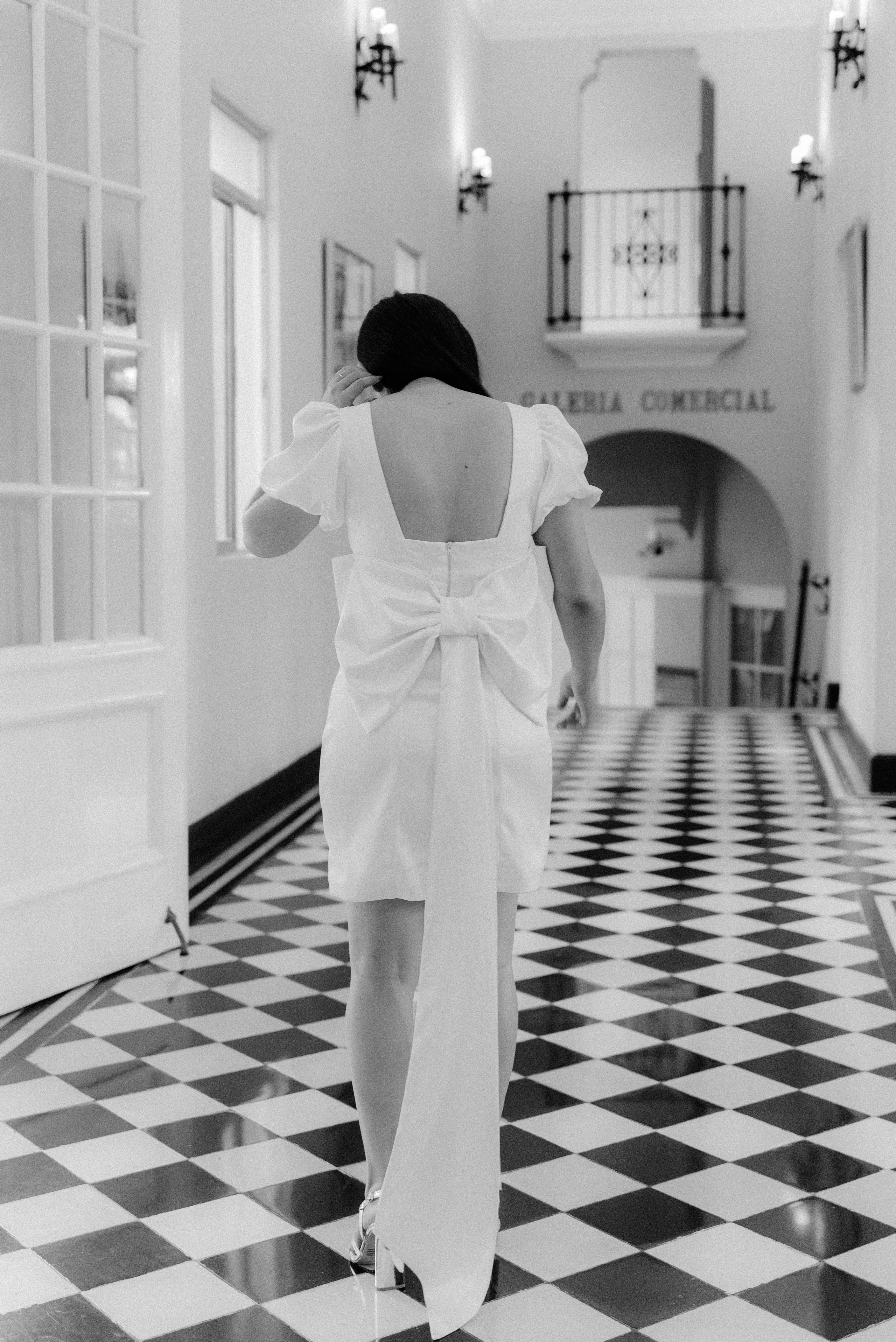 Preboda en iconico Hotel el Prado de Barranquilla. Wedding Photographers in Colombia · BanderArt Photography Carlos and Linda