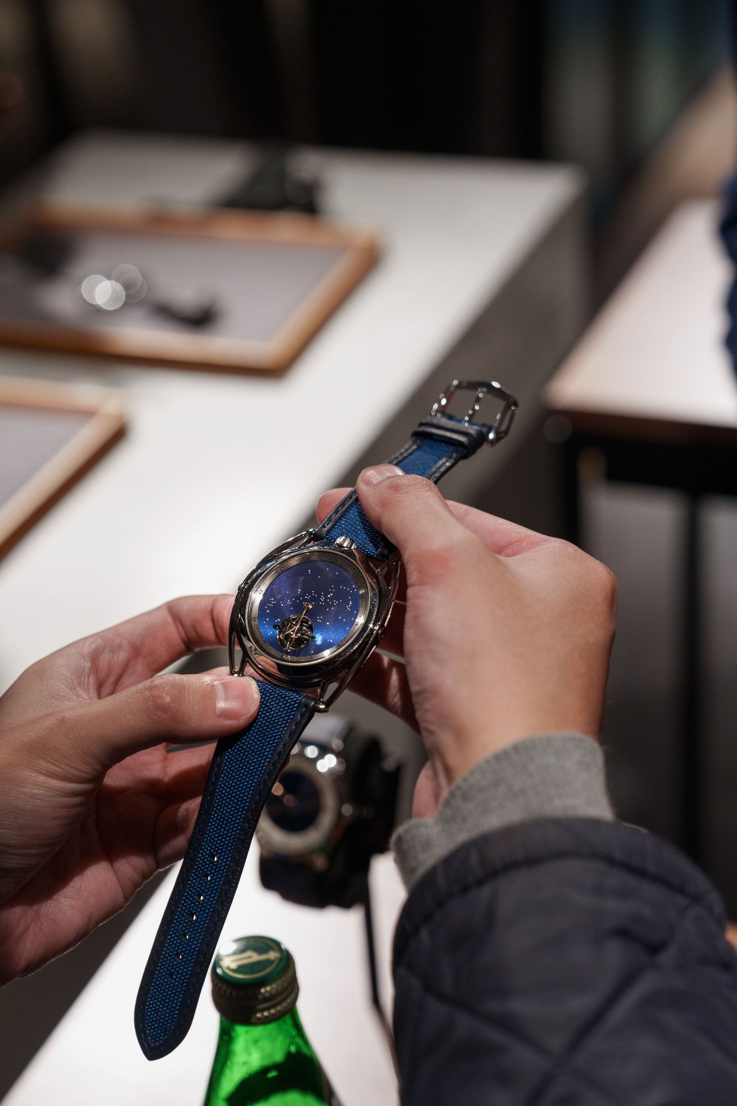 WATCHBOX. ФОТОГРАФ В ГОНКОНГЕ (СВАДЬБЫ, FASHION, СЕМЕЙНЫЕ, МЕРОПРИЯТИЯ, ФОТОПРОГУЛКИ)