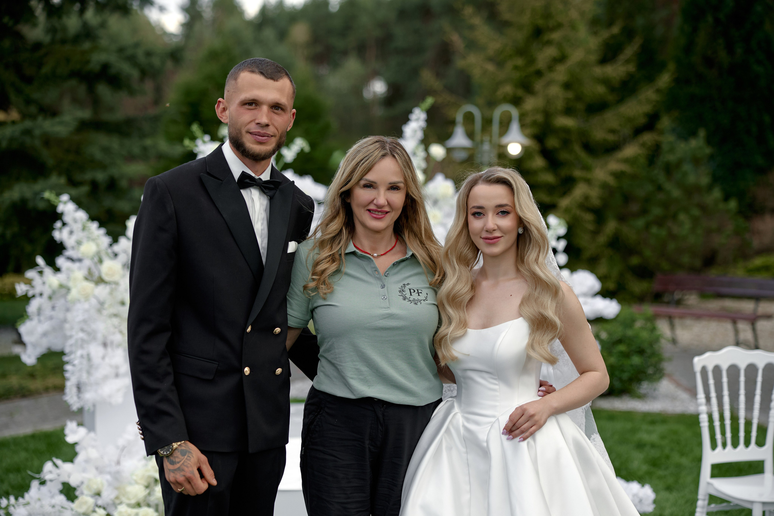Natalia & Roman. Dworek przy lesie. Fotograf ślubny i rodzinny w Krakowie Yana Klymova