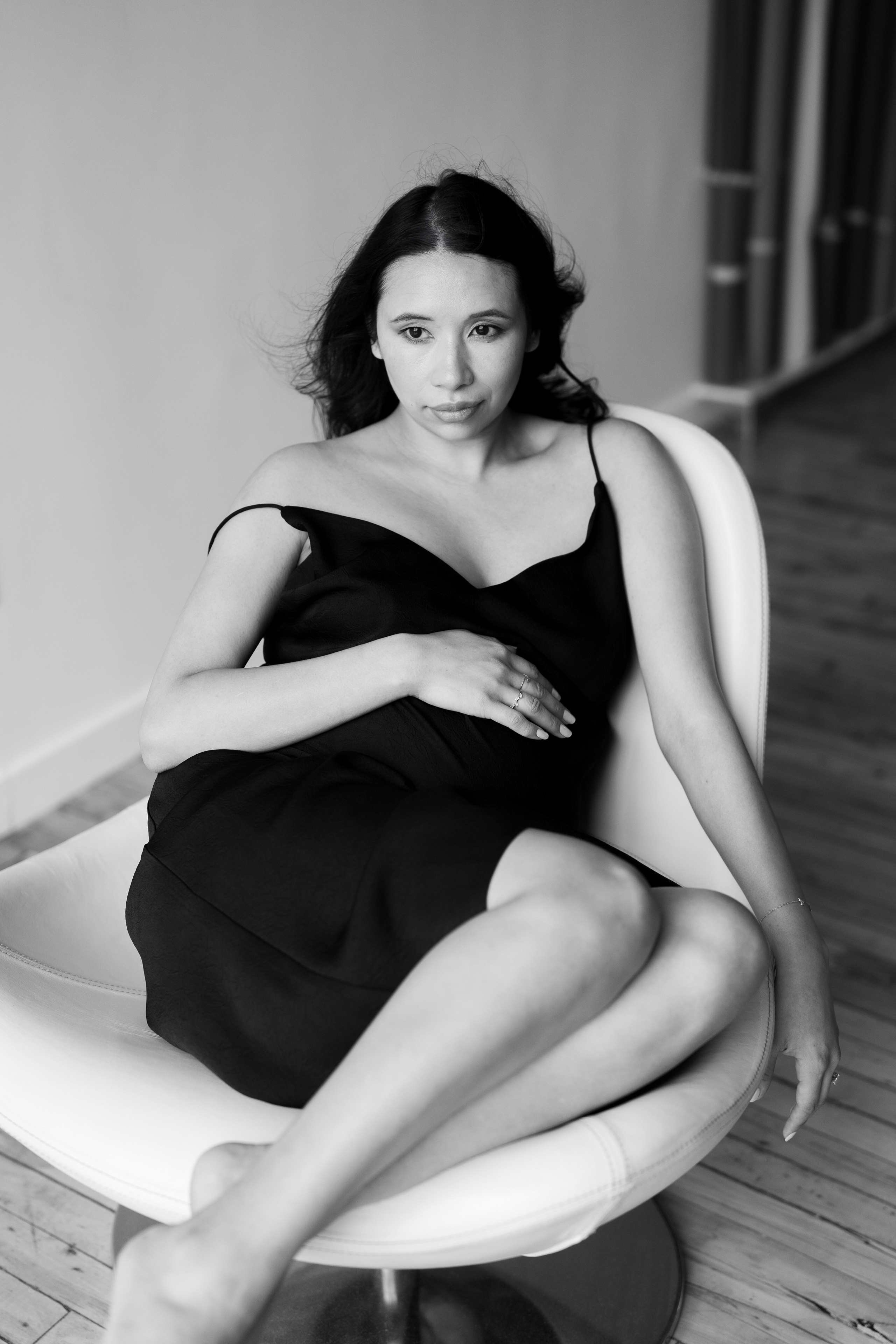 Karen. Modern maternity photographer in Long Island New York