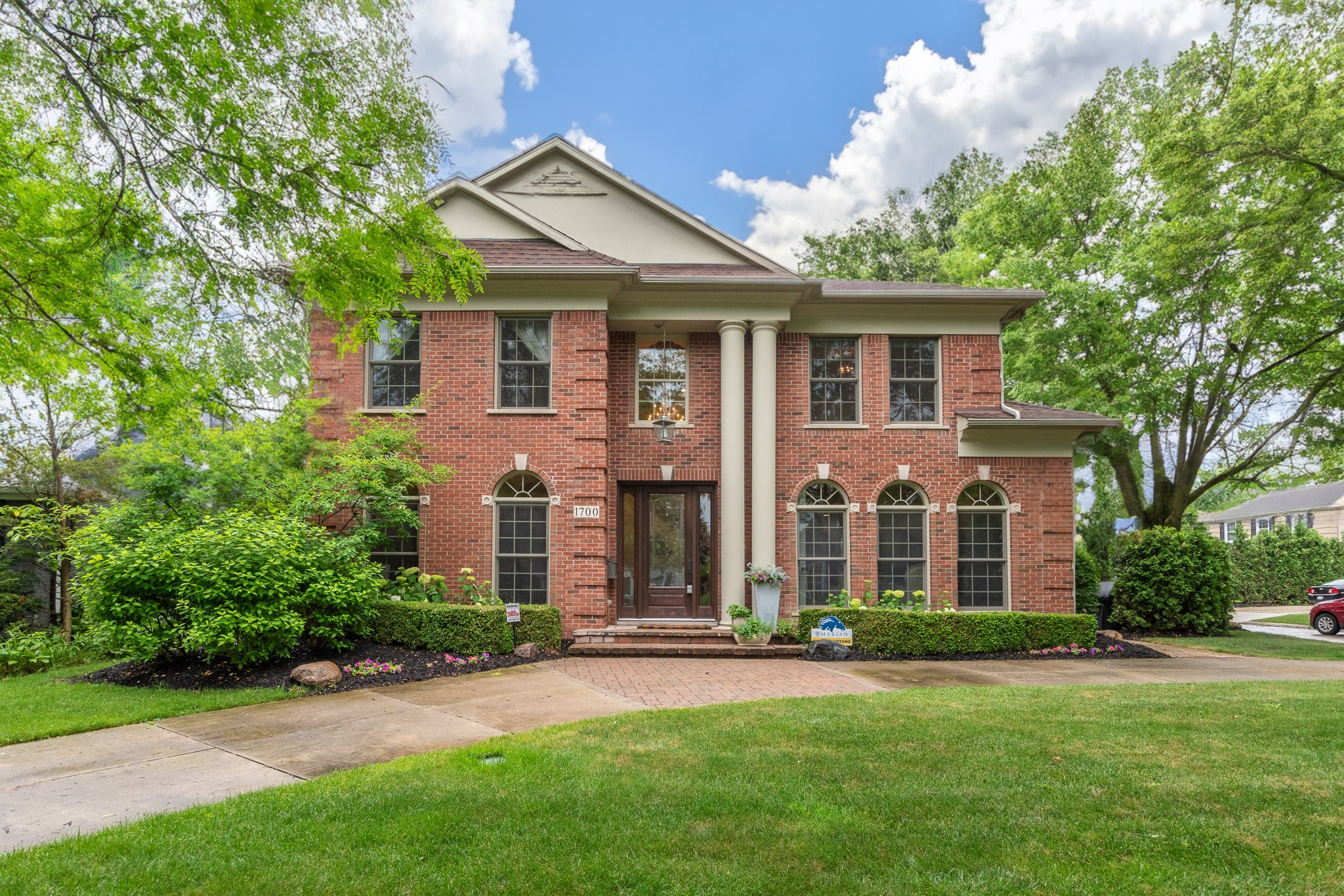 Real Estate. Pic-Cha Photography | Photographer & Media Content Creator | Metro Detroit Area, Michigan