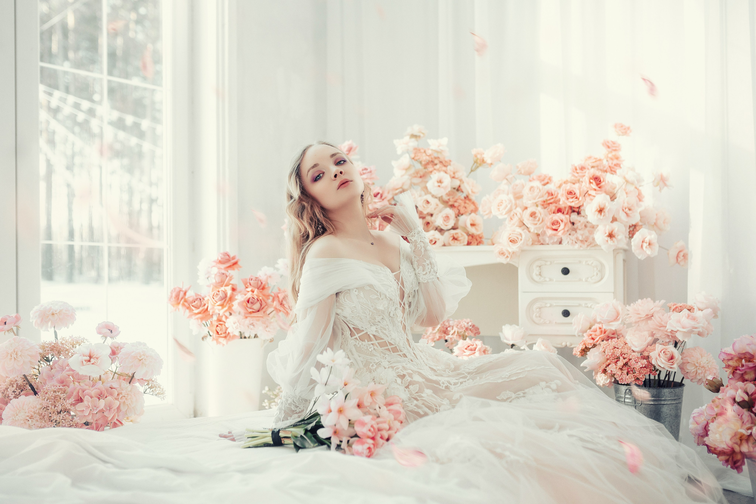 Photographer and retoucher Elena Skullova