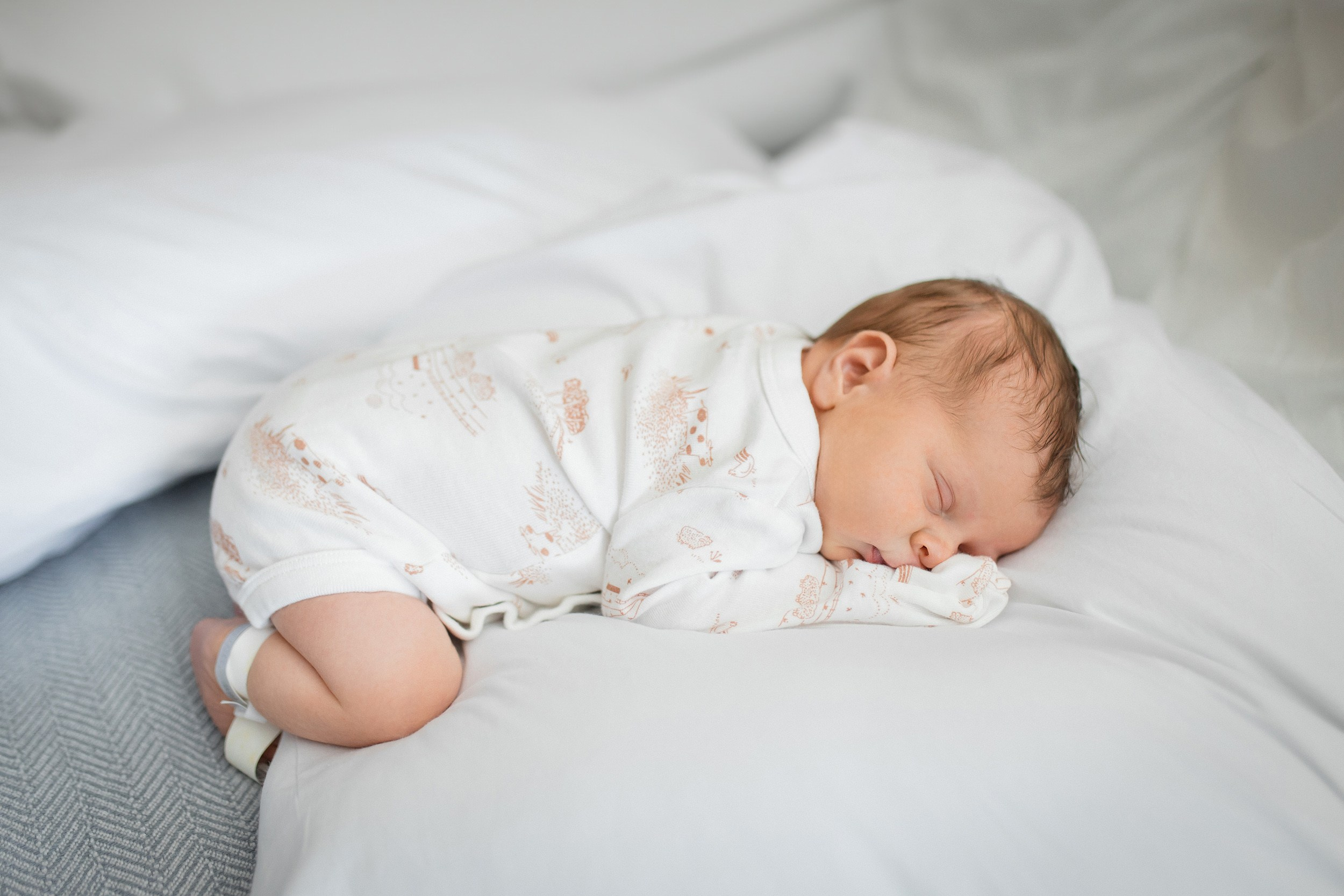 FRESH 48. Maternity, newborn photographer in the Bay Area|Iryna Rakivnenko