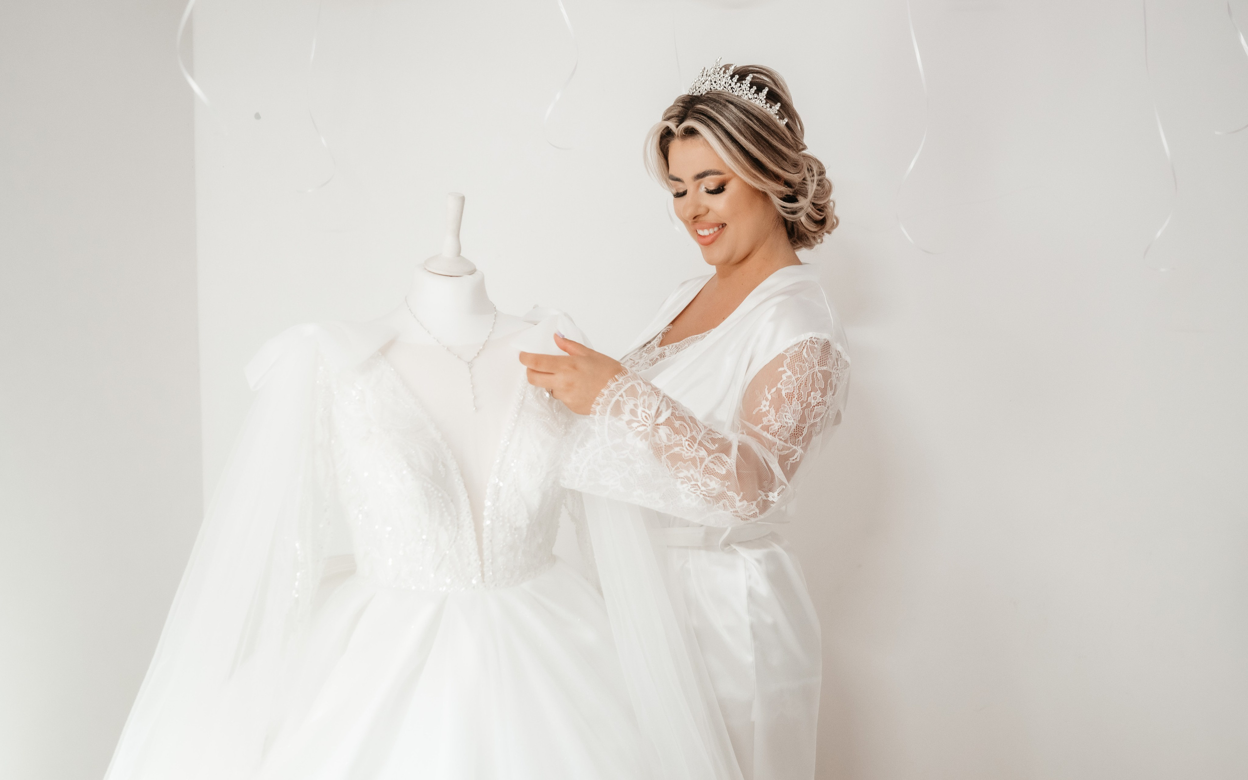 🤎 D a i a n a & D a n i e l - Wedding Day Preview. Wedding & Family Photographer