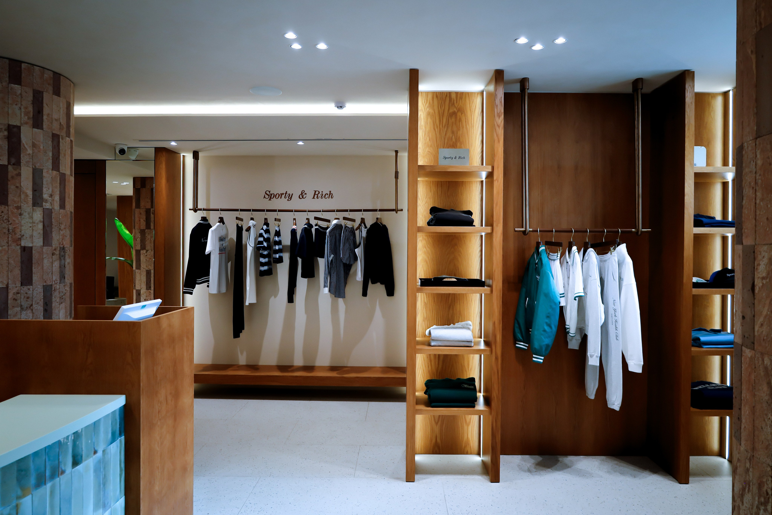 Events & factory reportage (rien-à-porter). Asmikiam