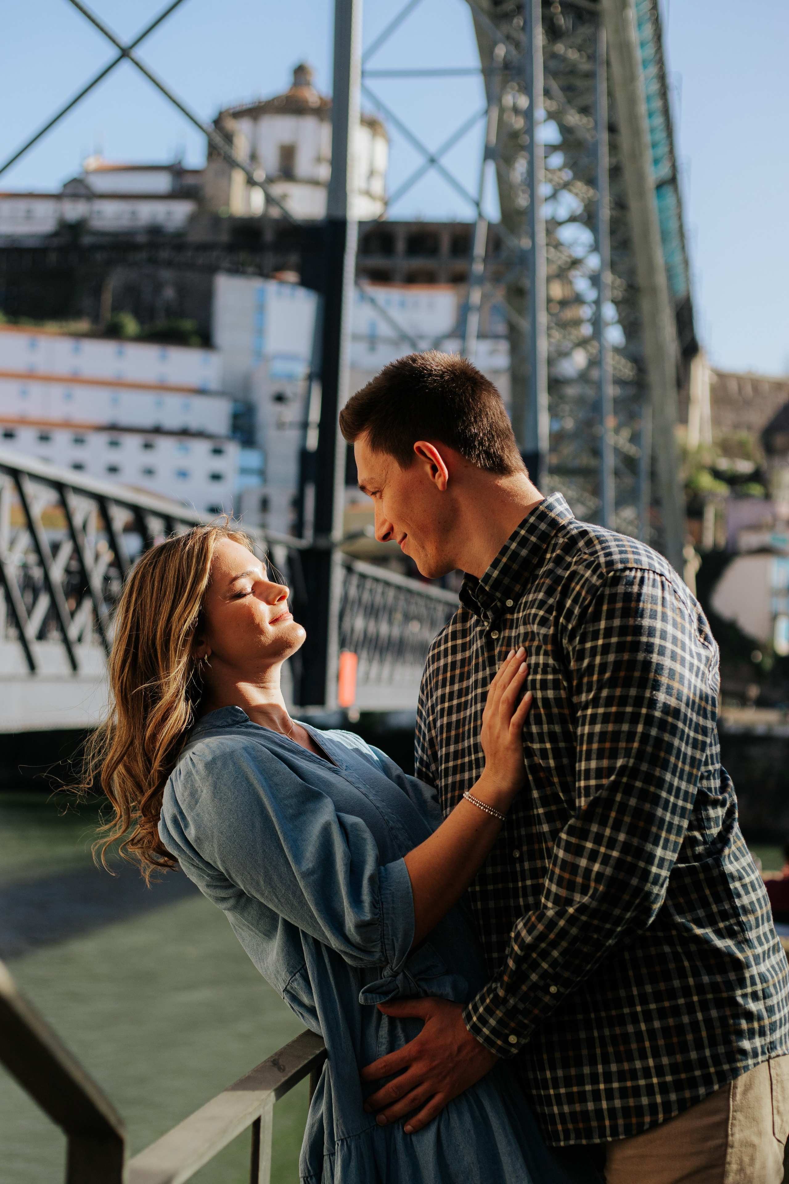 Jamie Gregg. Davi Valente