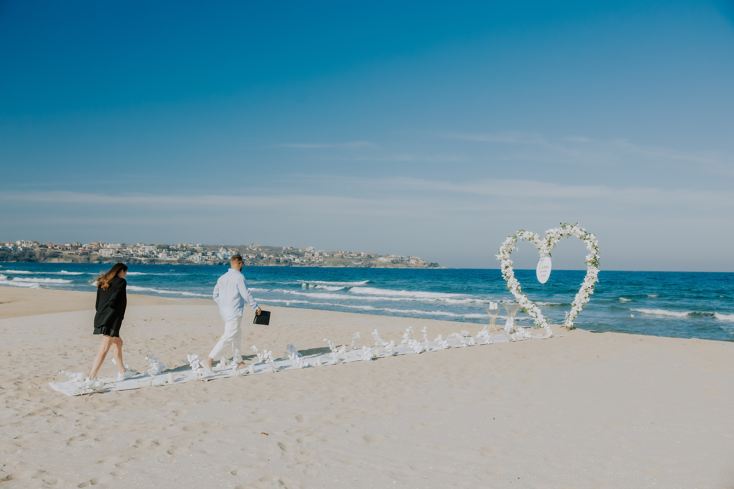 Годеж на плажа. Фотограф Ирина Йотова