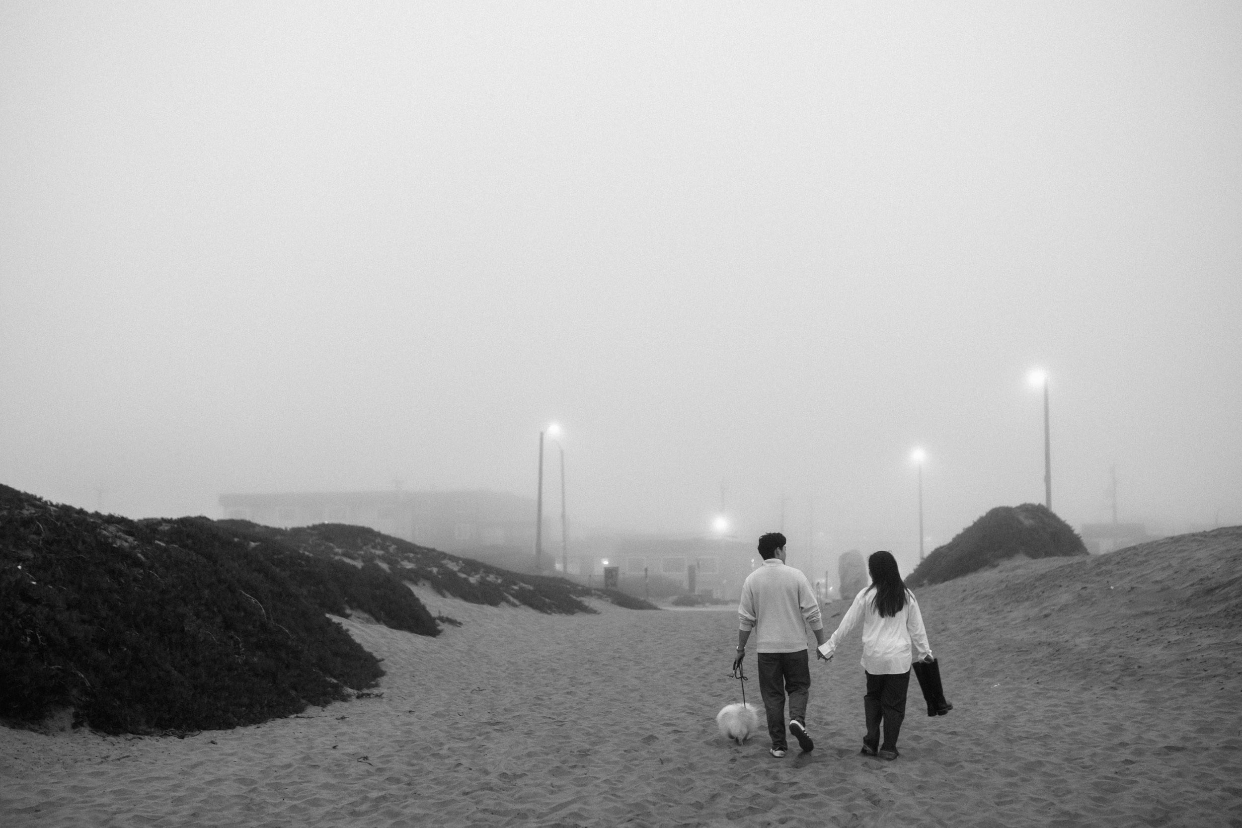Ocean Beach Maternity Photography | San Francisco Fog Session. Maternity, newborn photographer in the Bay Area|Iryna Rakivnenko