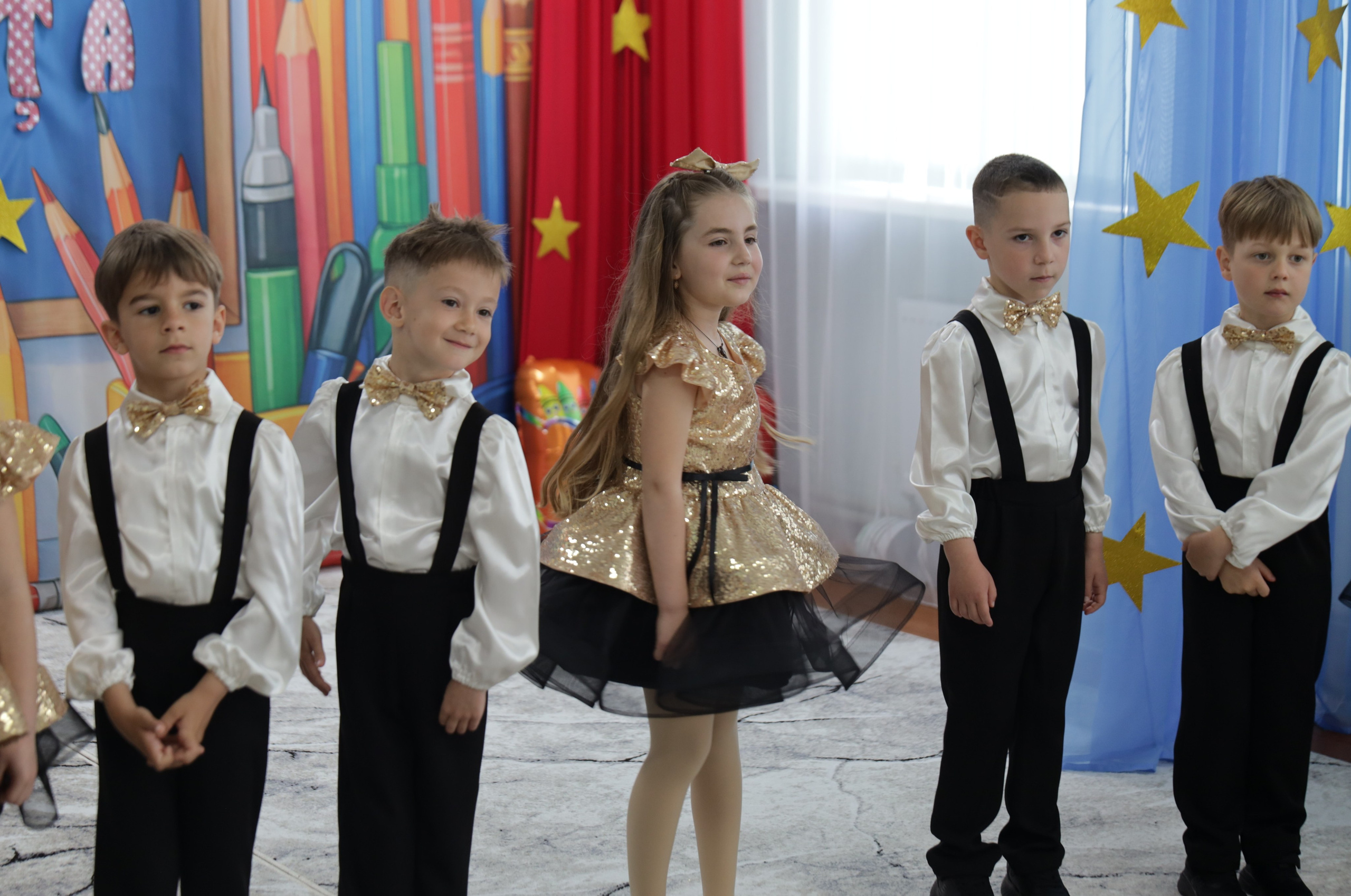 O filă de copilărie.... Alika Dia- Fotograf în Republica Moldova, Strășeni