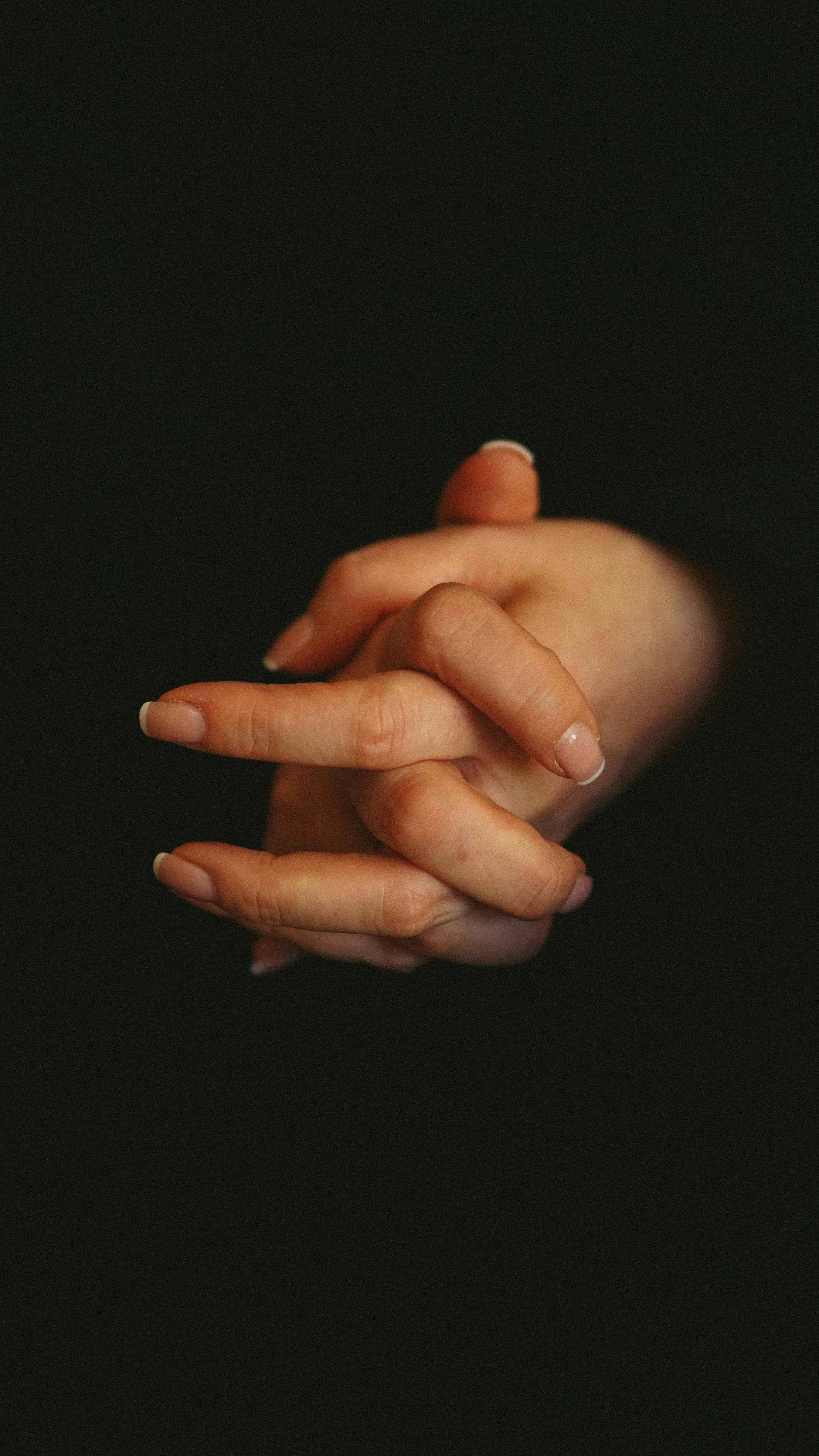 Fotografie de Portret Brașov | Artist Mădălina Beda. Madalina Beda- Artist vizual, fotograf, doula la nastere, consultant babywearing Brasov si in toata tara