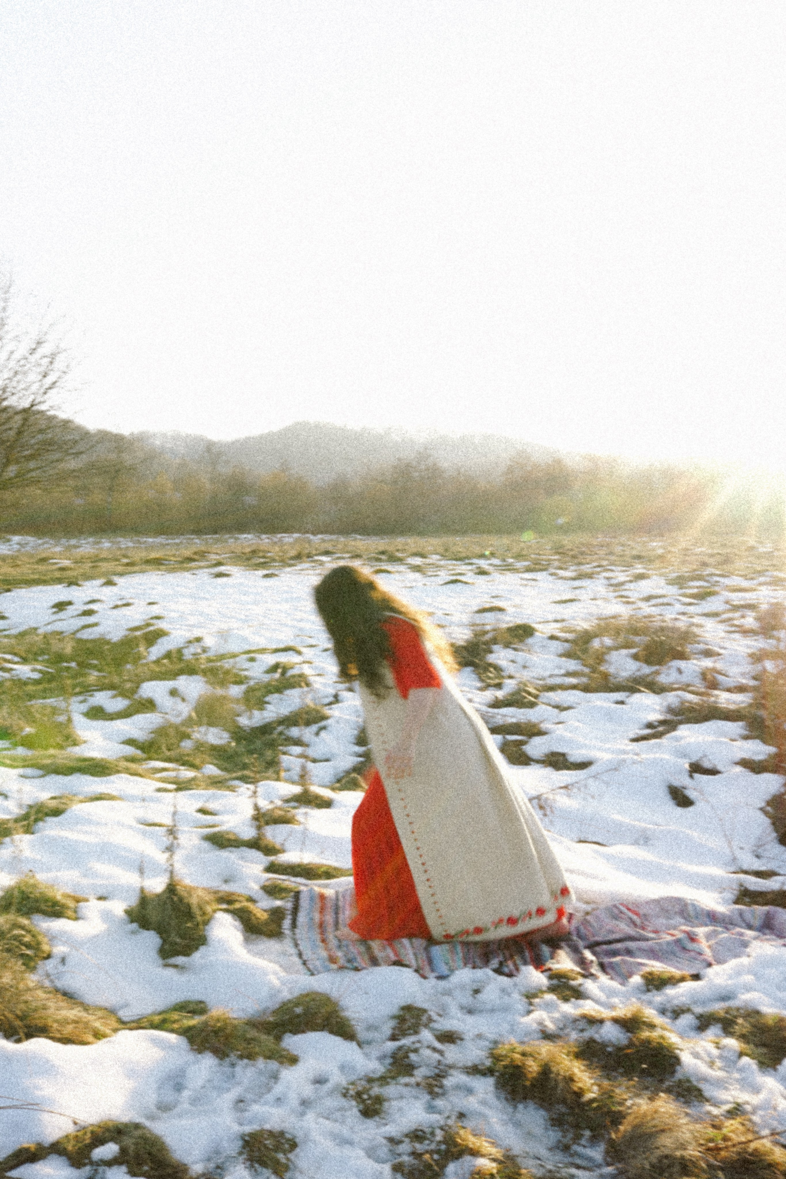 Mărțișorul x Mes Amis: O Poveste de Primăvară | Mădălina Beda. Madalina Beda- Artist vizual, fotograf, doula la nastere, consultant babywearing Brasov si in toata tara