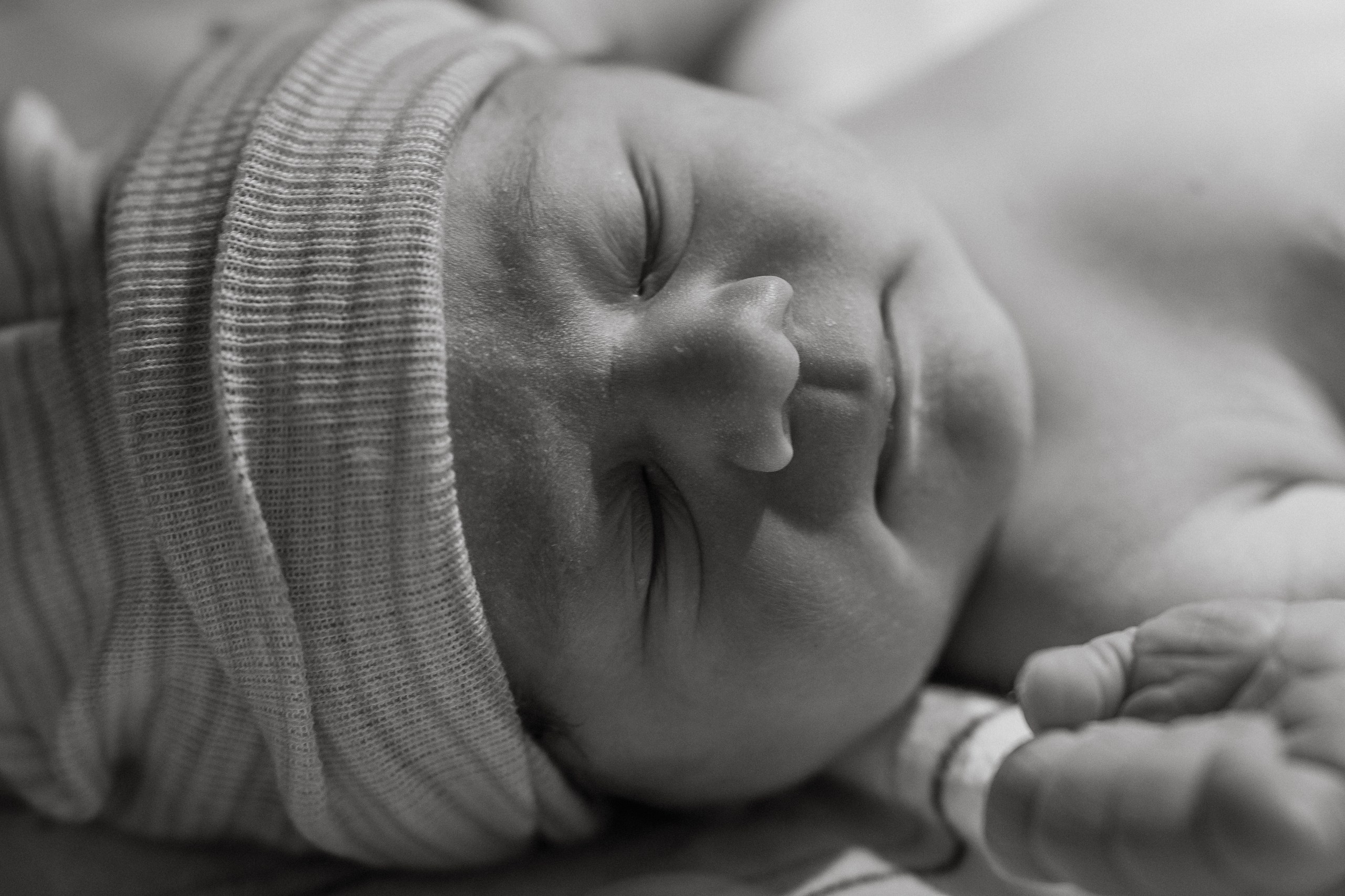 Hospital Birth Photography. Alisa Tant — Family and newborn photographer Bucks County, Montgomery county, Philadelphia, NJ