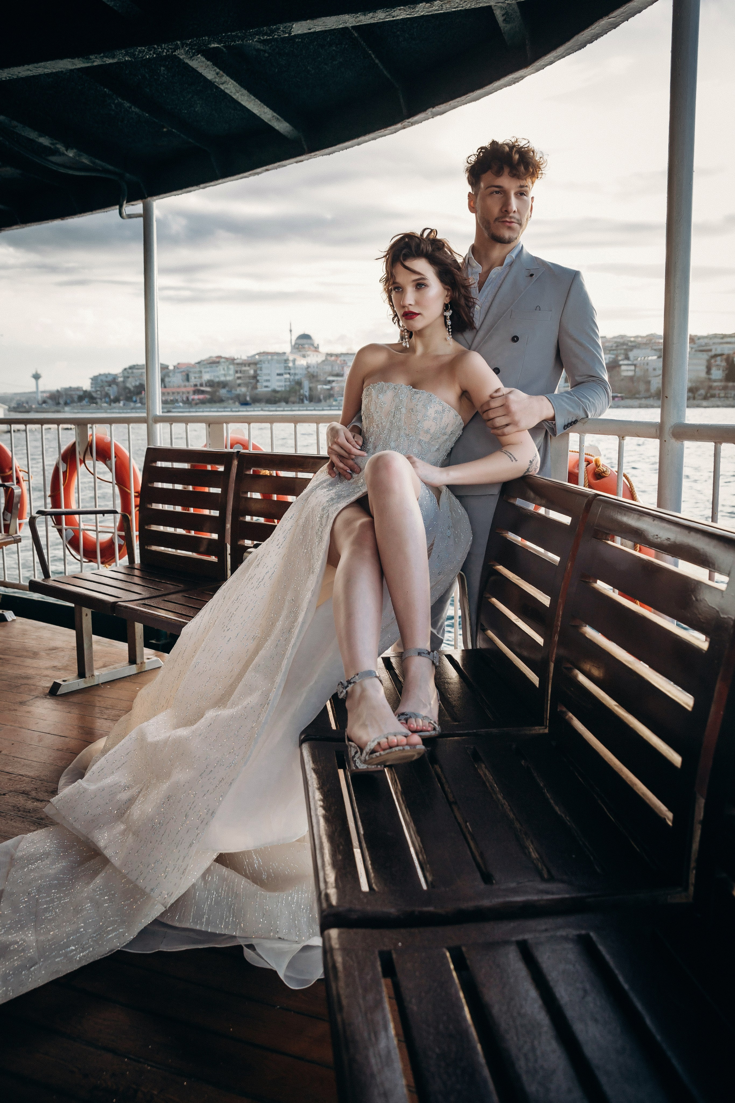 Wedding photoshoot on Istanbul’s Bosphorus pier – videographer Spain and Italy.