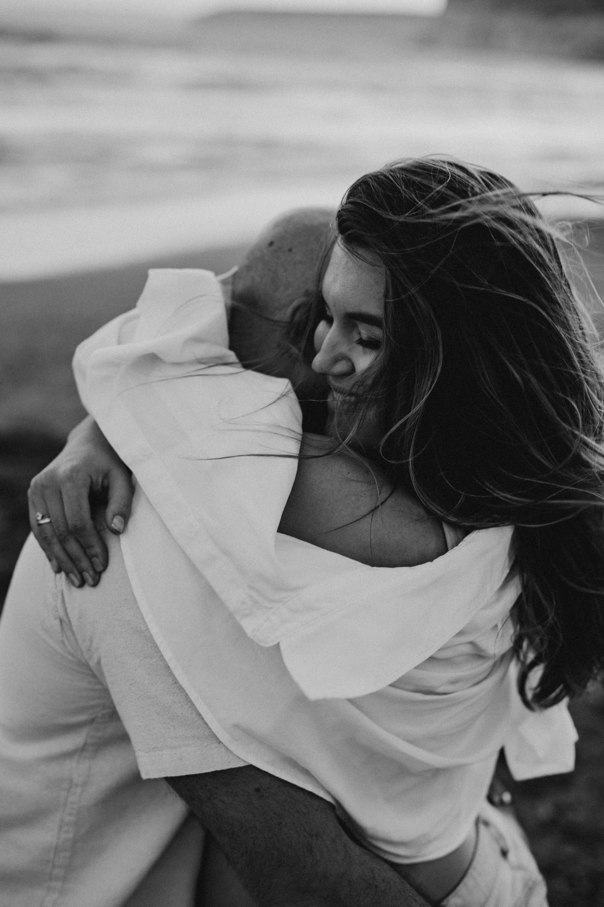 Alina & Vladimir + 🐈‍⬛. Family and business portrait’s photographer in Cyprus