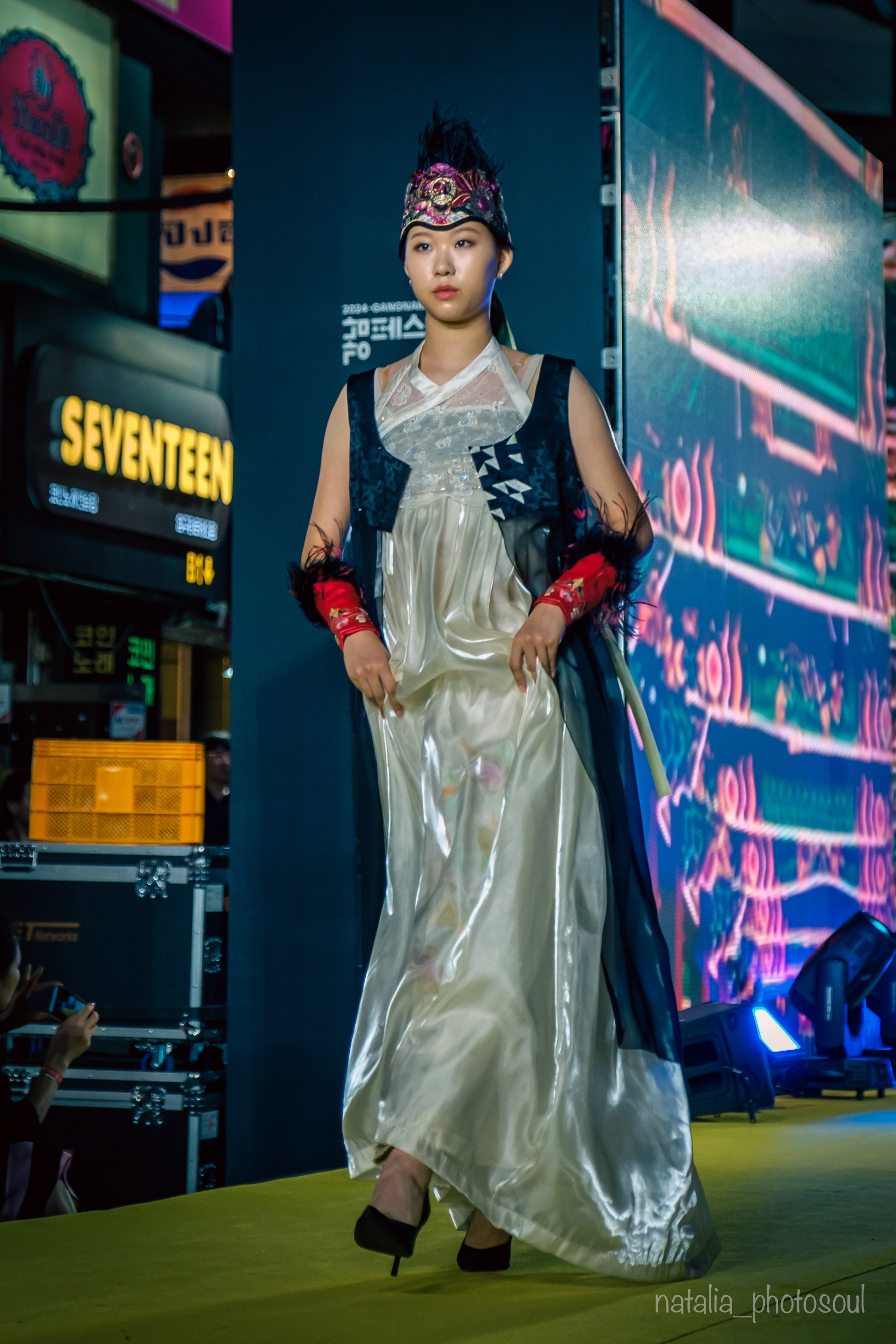 KOREAN TRADITIONAL COSTUME. Photographer in Seoul Dobrokvashina Natalya