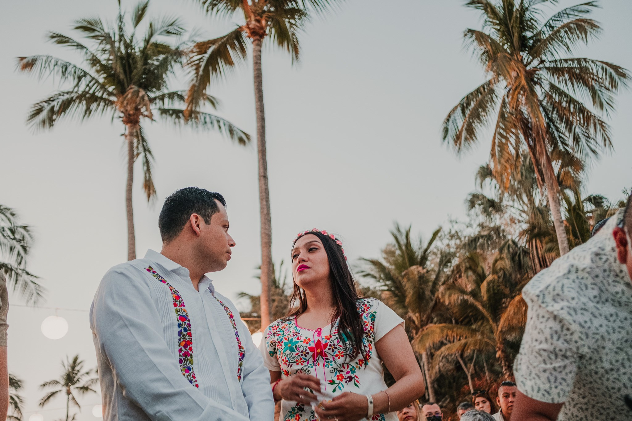 Silvia & Julio / Huatulco. Wedding and family photographer in Mexico City