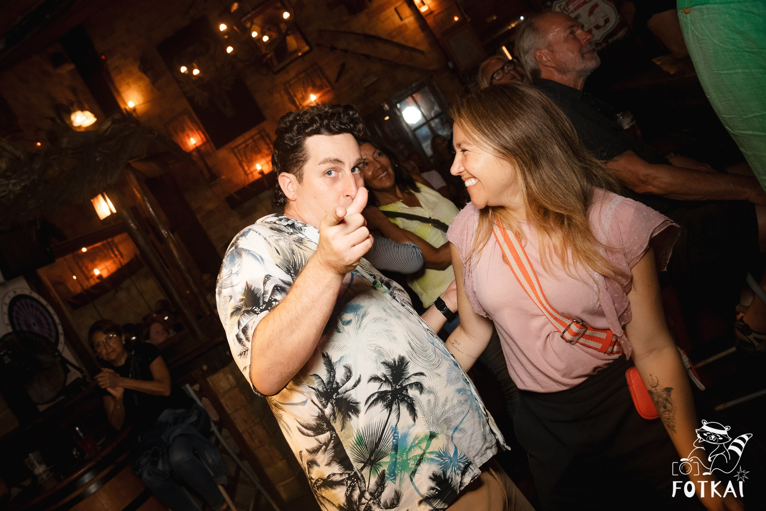 Get Back en El Paso Bar – Noche de Rock en Vivo | Reportaje Fotográfico Oktoberfest | FOTKAI