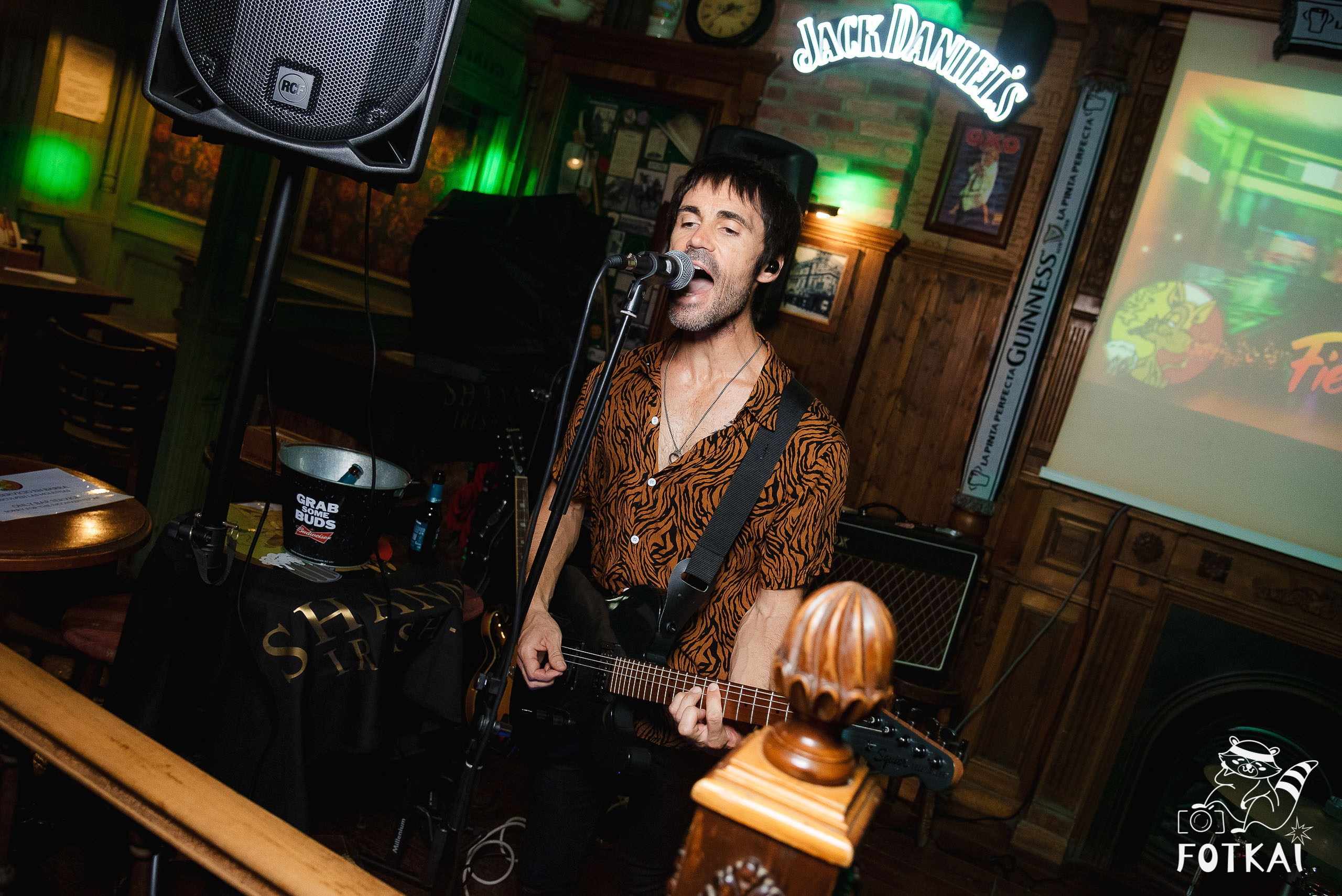 Bloody Mess en Shannon | Irish Pub: Reportaje fotográfico 15.08.25 | FOTKAI