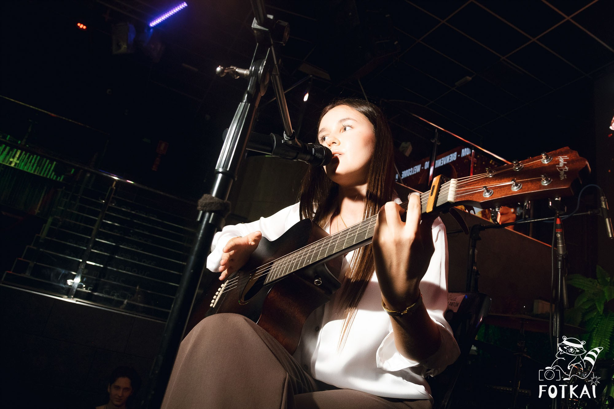 Oktoberfest Torrevieja 2025 в Avalon — Stones of the Coast, живая музыка и рок-атмосфера | Фоторепортаж FOTKAI