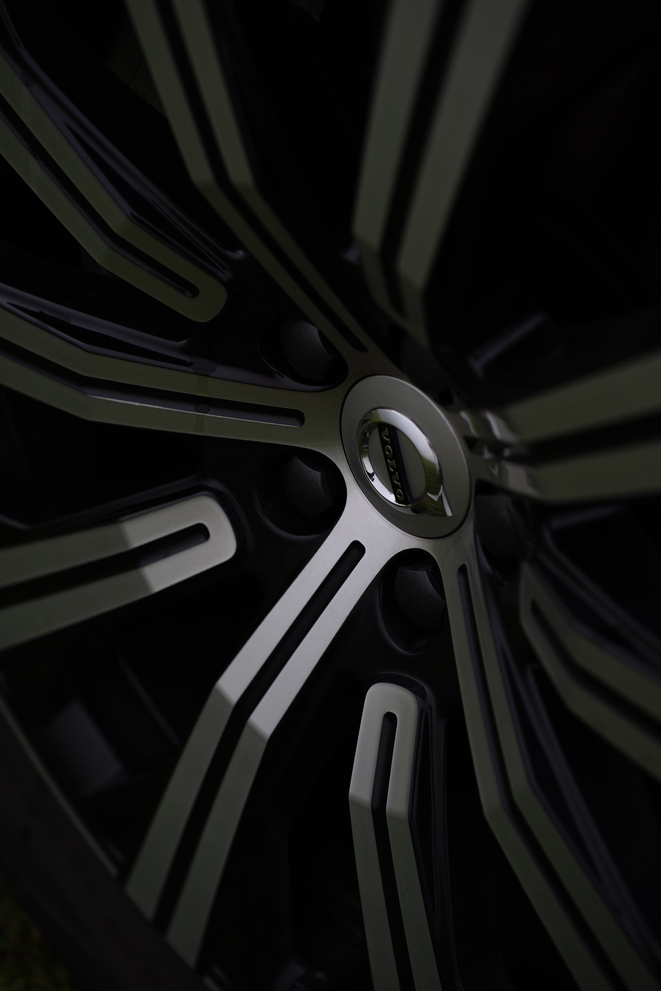 Volvo Cars Romania. Patricia Morenci — Mountain Adventures for the Wild at Heart