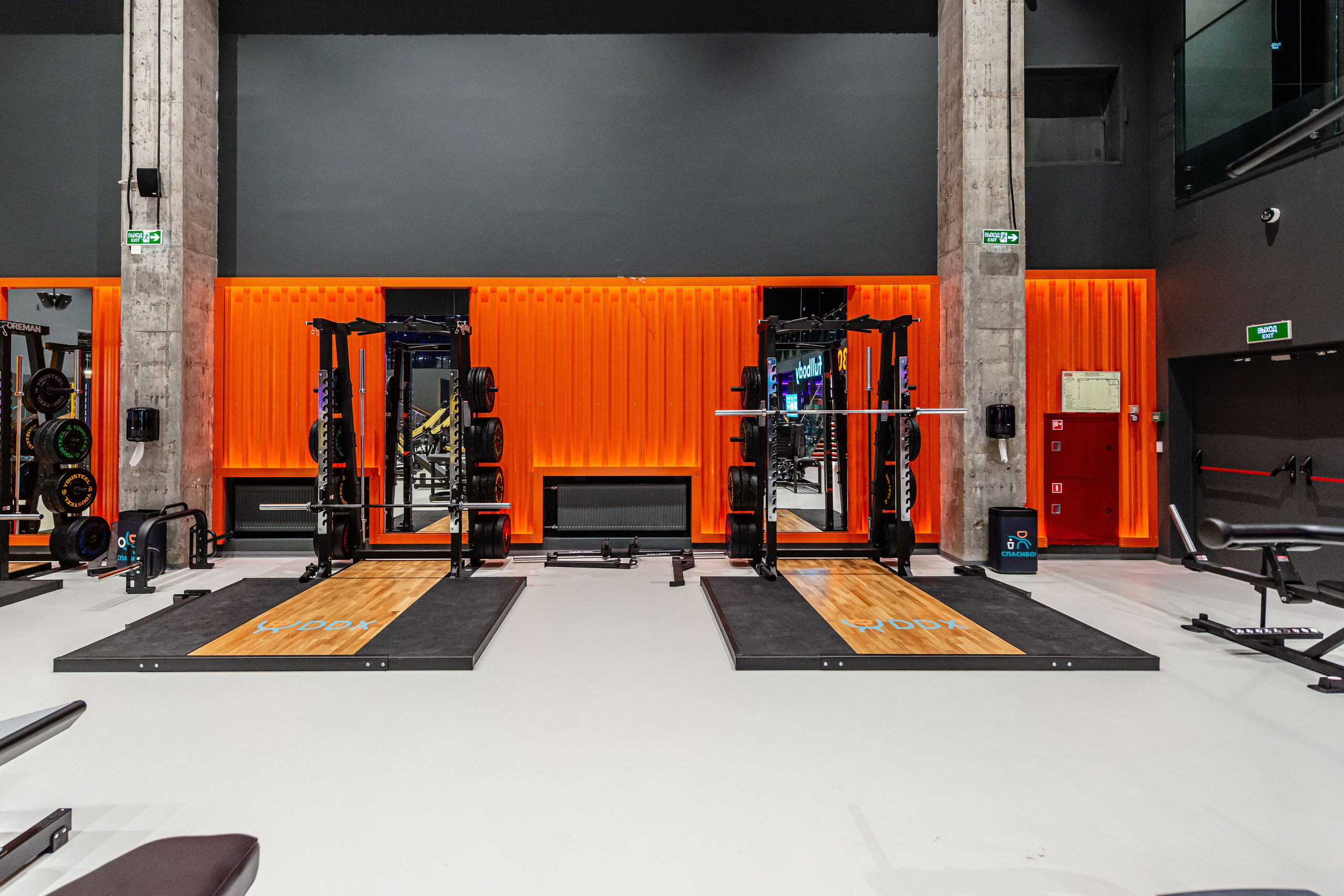 DDX Fitness в ТЦ Место встречи Янтарь. ФОТОГРАФ МЕКСИКА КИНТАНА-РОО